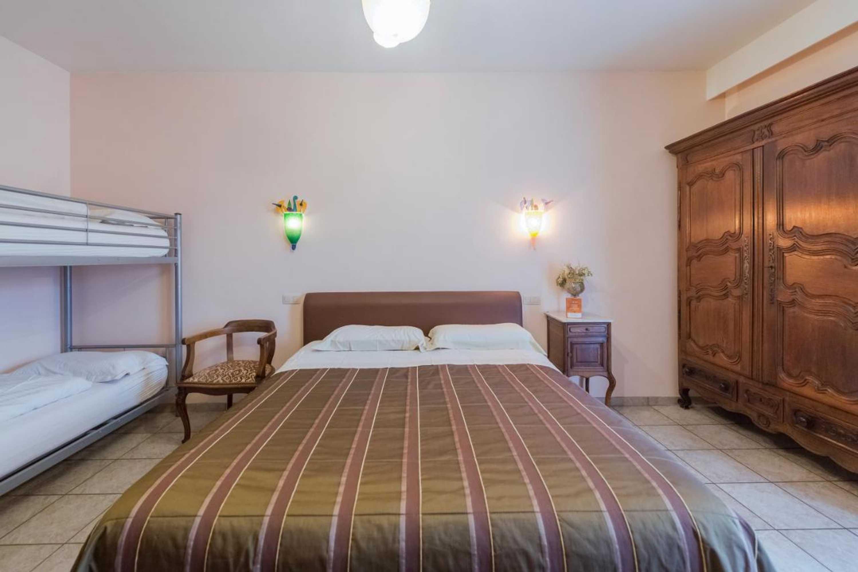 Gift card for Casa Roman - Bed & Breakfast Gift card for Casa Roman - Bed & Breakfast