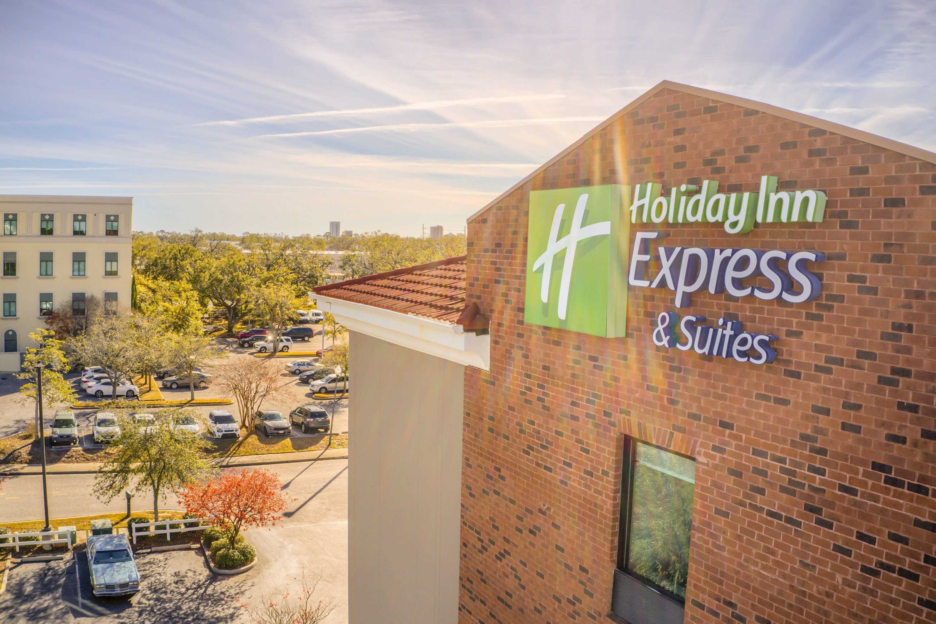 Gift card for Holiday Inn Express & Suites Gulf Shores by Ihg Gift card for Holiday Inn Express & Suites Gulf Shores by Ihg