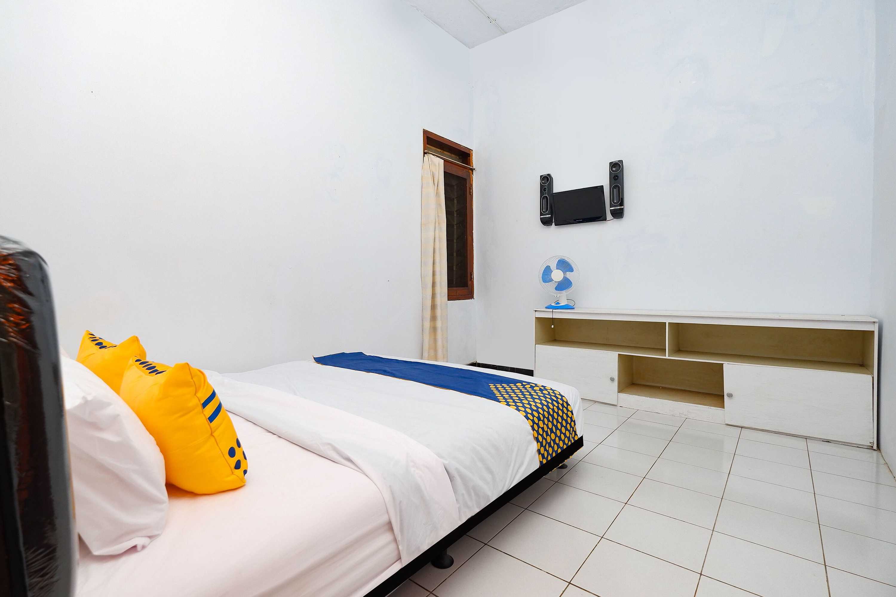 Gift card for Oyo 2240 Simpang Tujuh Residence Gift card for Oyo 2240 Simpang Tujuh Residence