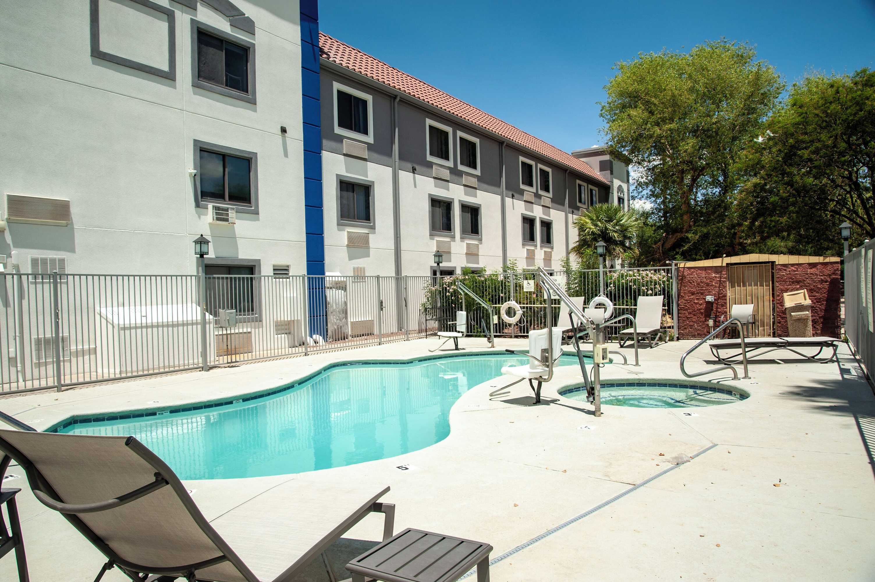 Gift card for Holiday Inn Express Airport - Tucson by Ihg Gift card for Holiday Inn Express Airport - Tucson by Ihg