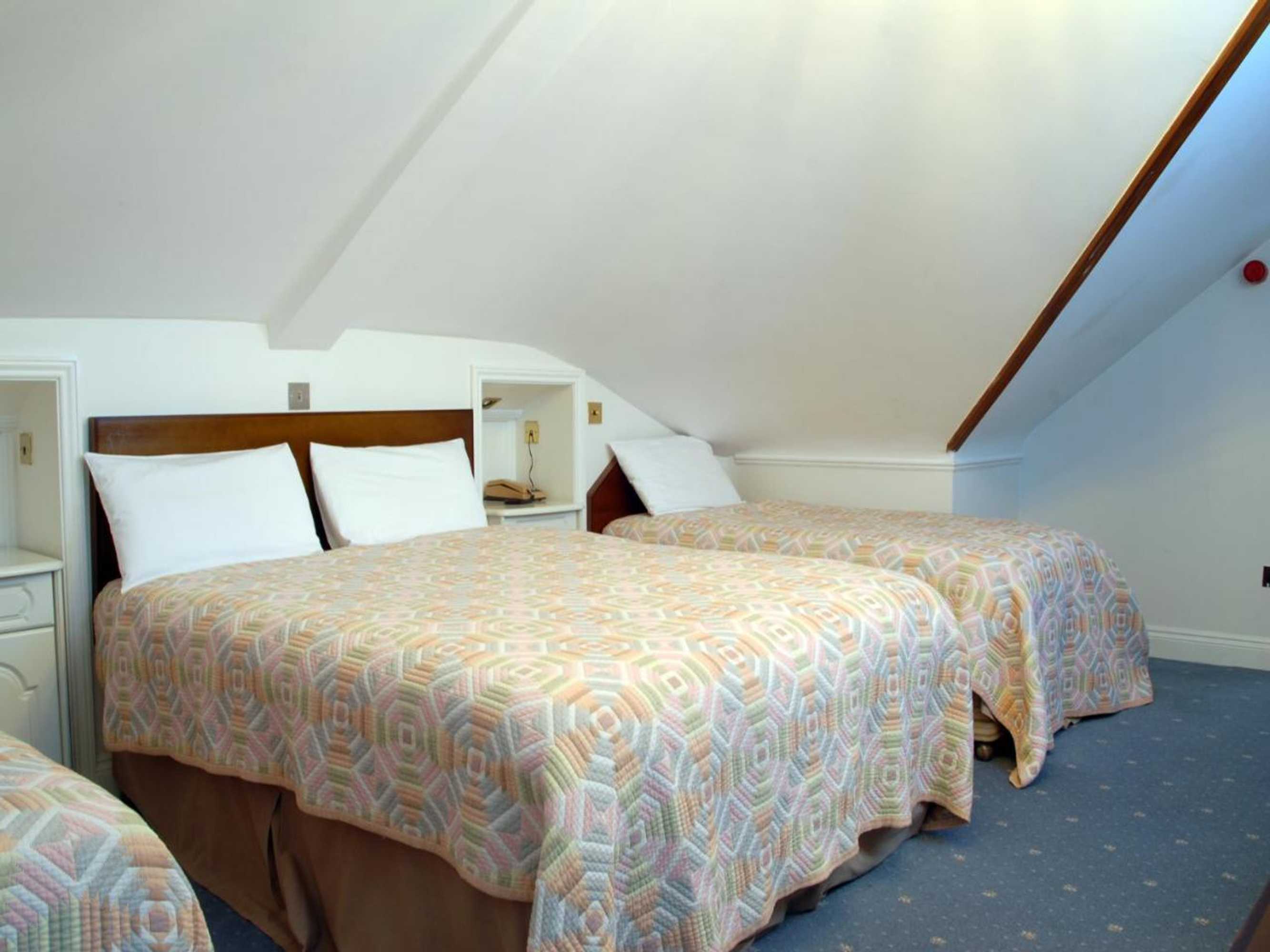 Gift card for Cambridge Hotel Gatwick