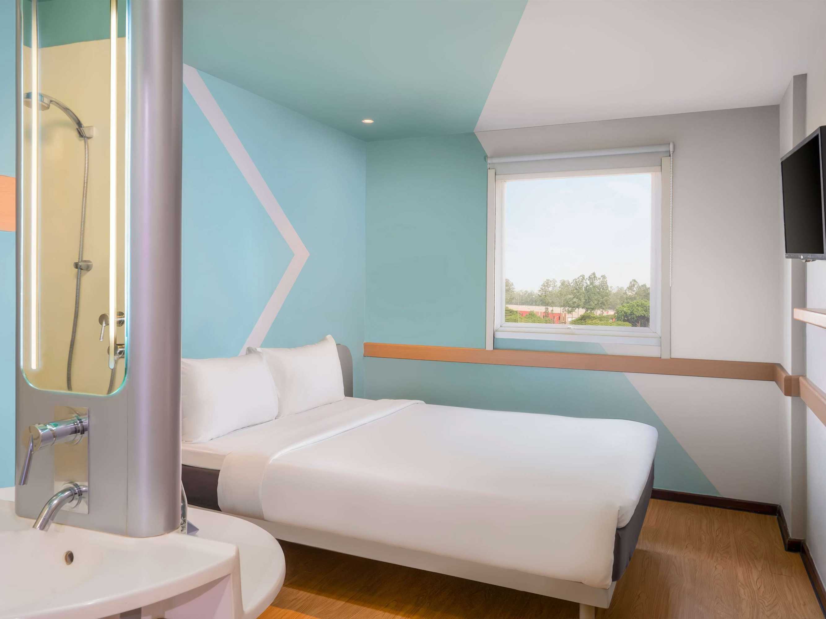 Gift card for Hotel Ibis Budget Jakarta Airport Gift card for Hotel Ibis Budget Jakarta Airport