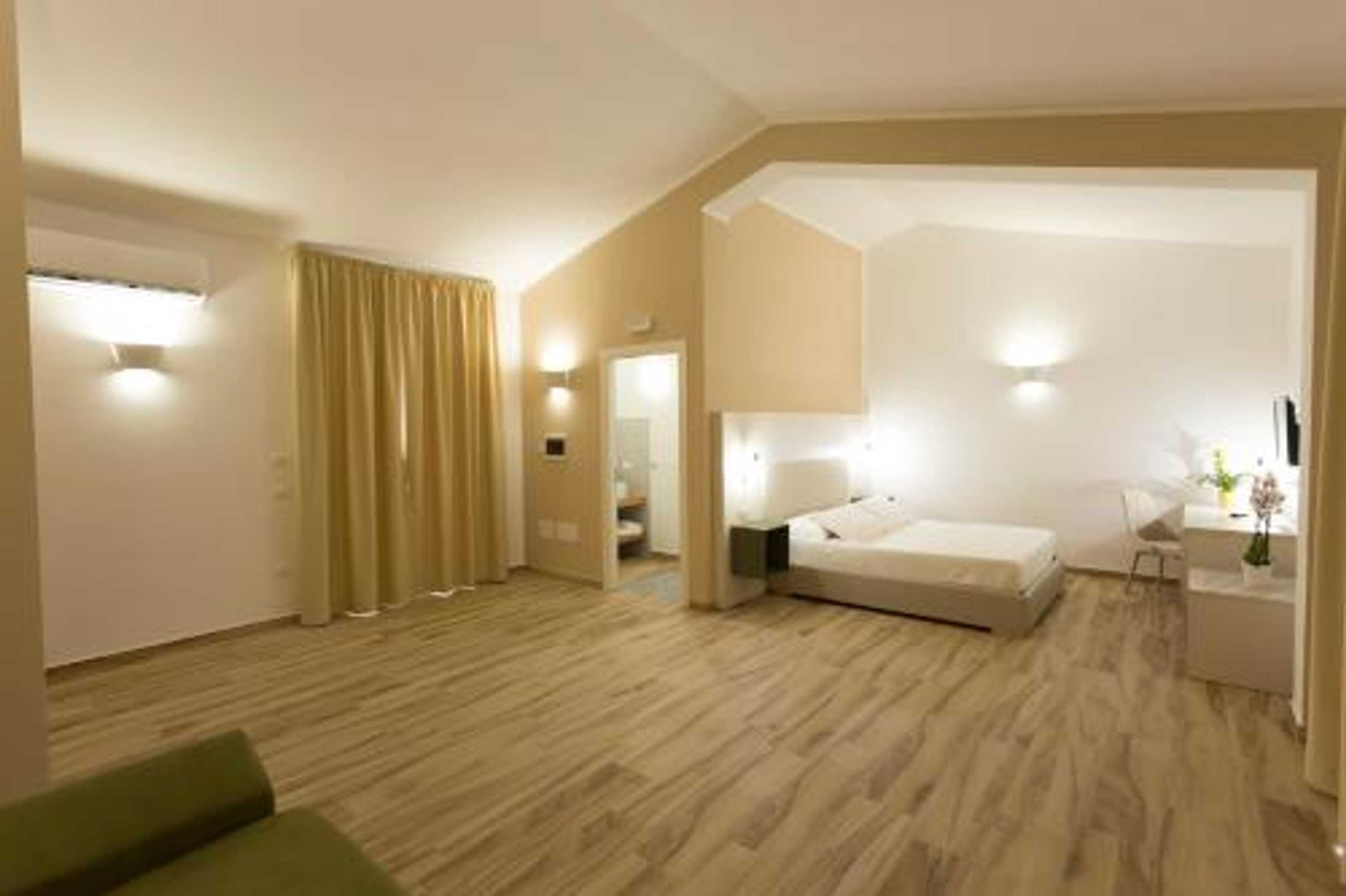 Gift card for Oasi Guzzetta Hotel&case Vacanze Gift card for Oasi Guzzetta Hotel&case Vacanze