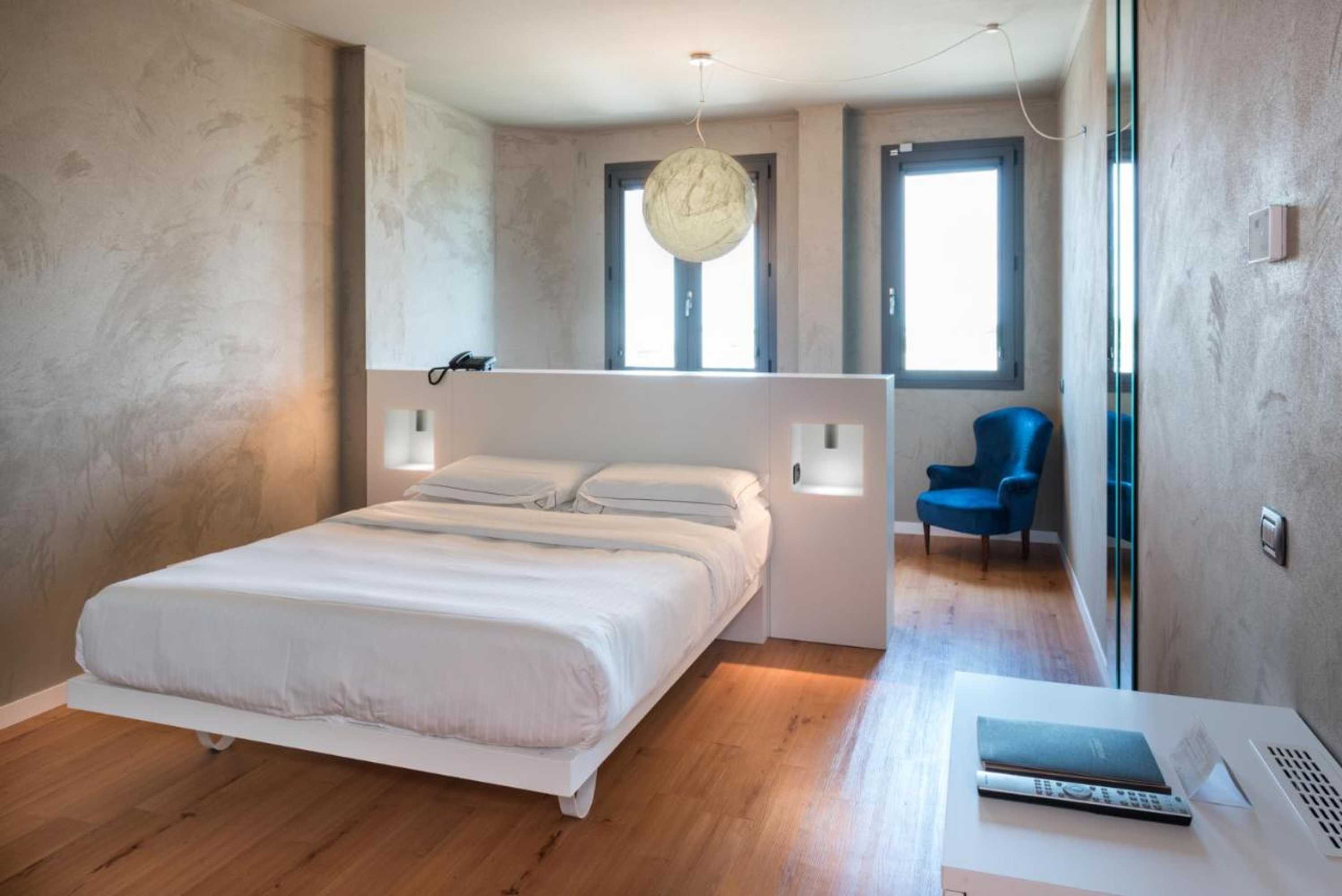 Gift card for Point Hotel