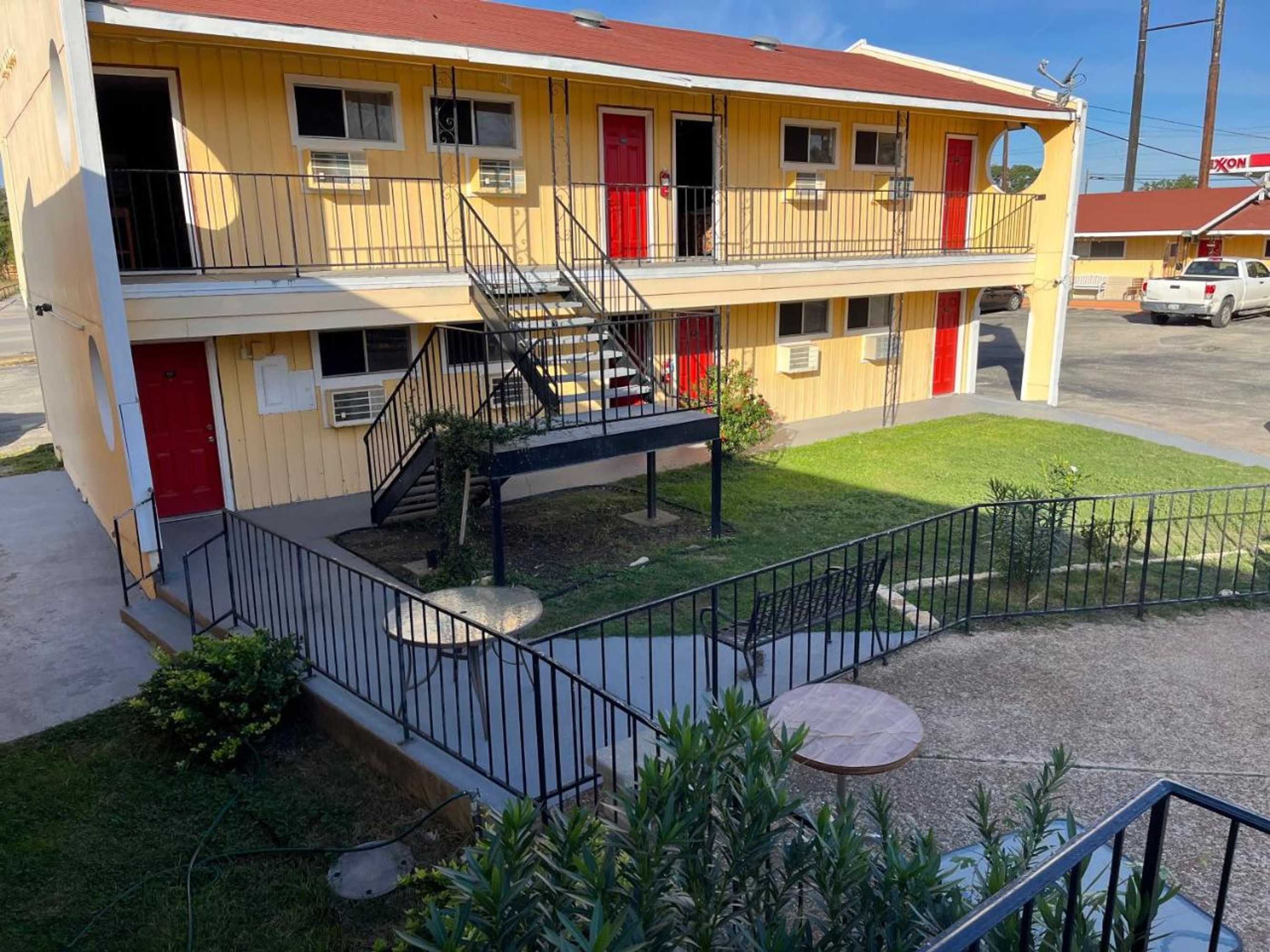 Gift card for Hill Country Inn