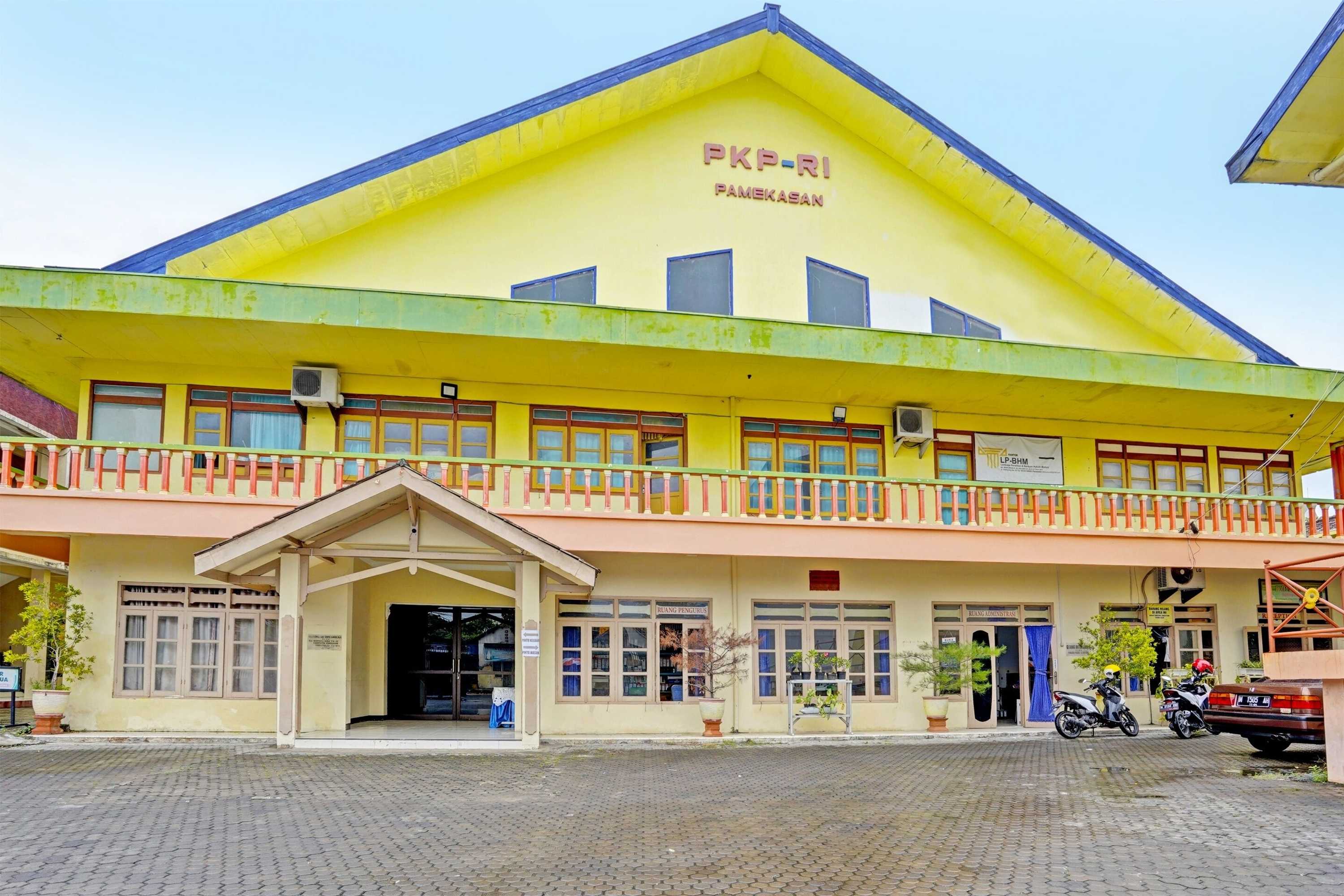 Gift card for Oyo 2708 Hotel Kemuning Syariah Gift card for Oyo 2708 Hotel Kemuning Syariah
