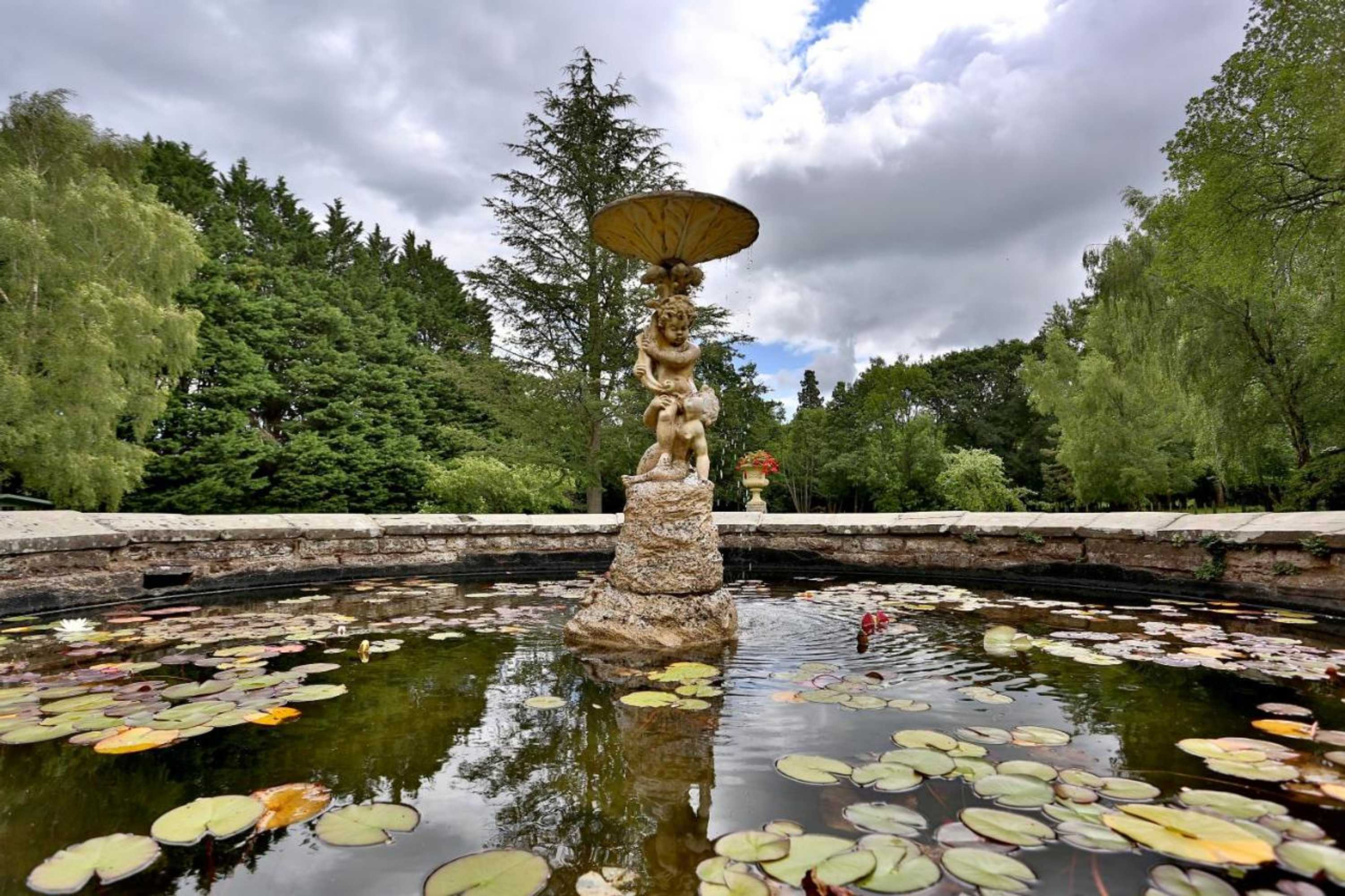 Gift card for Llangattock Park House