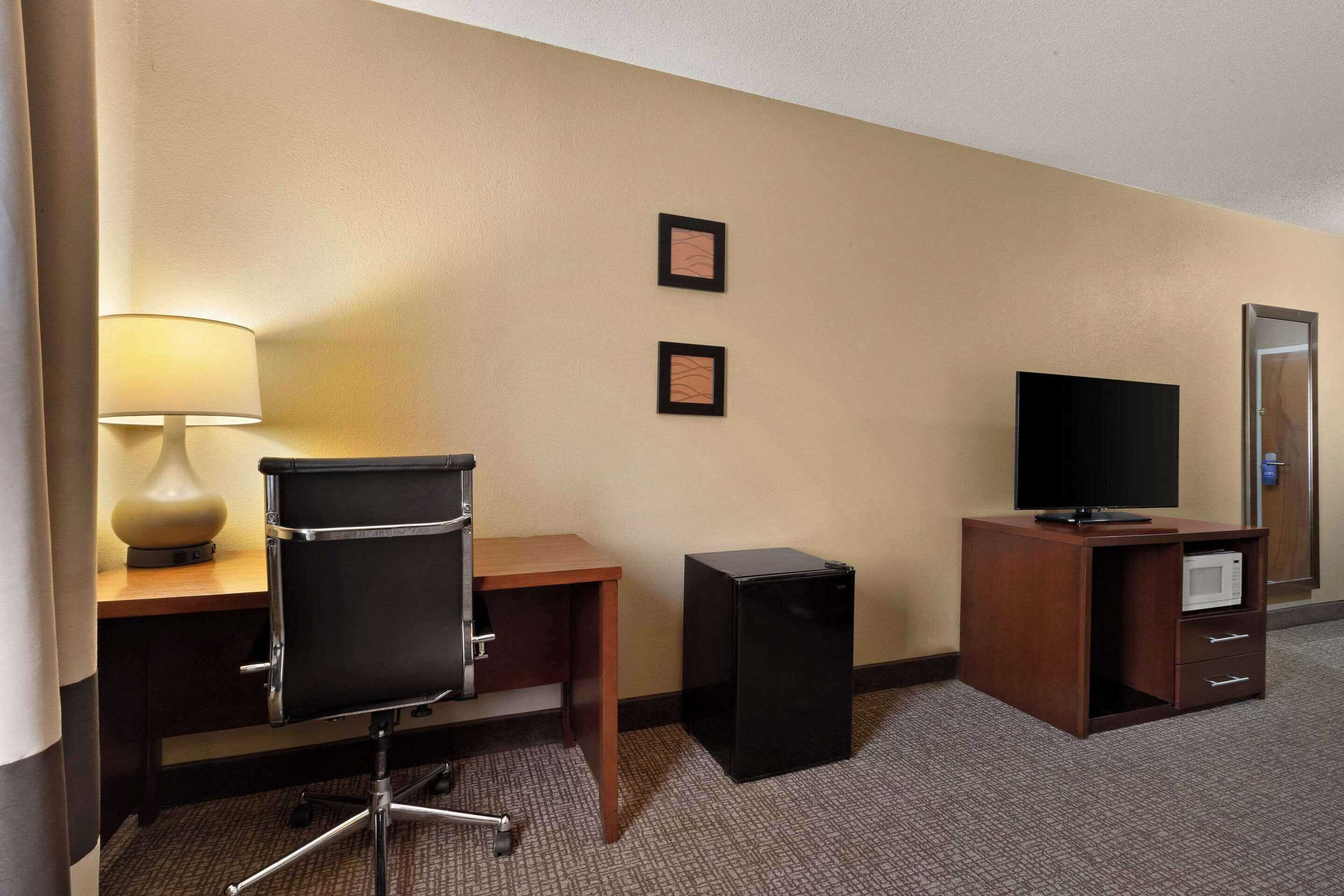 Gift card for Comfort Inn Bordentown Near NJ Turnpike Gift card for Comfort Inn Bordentown Near NJ Turnpike