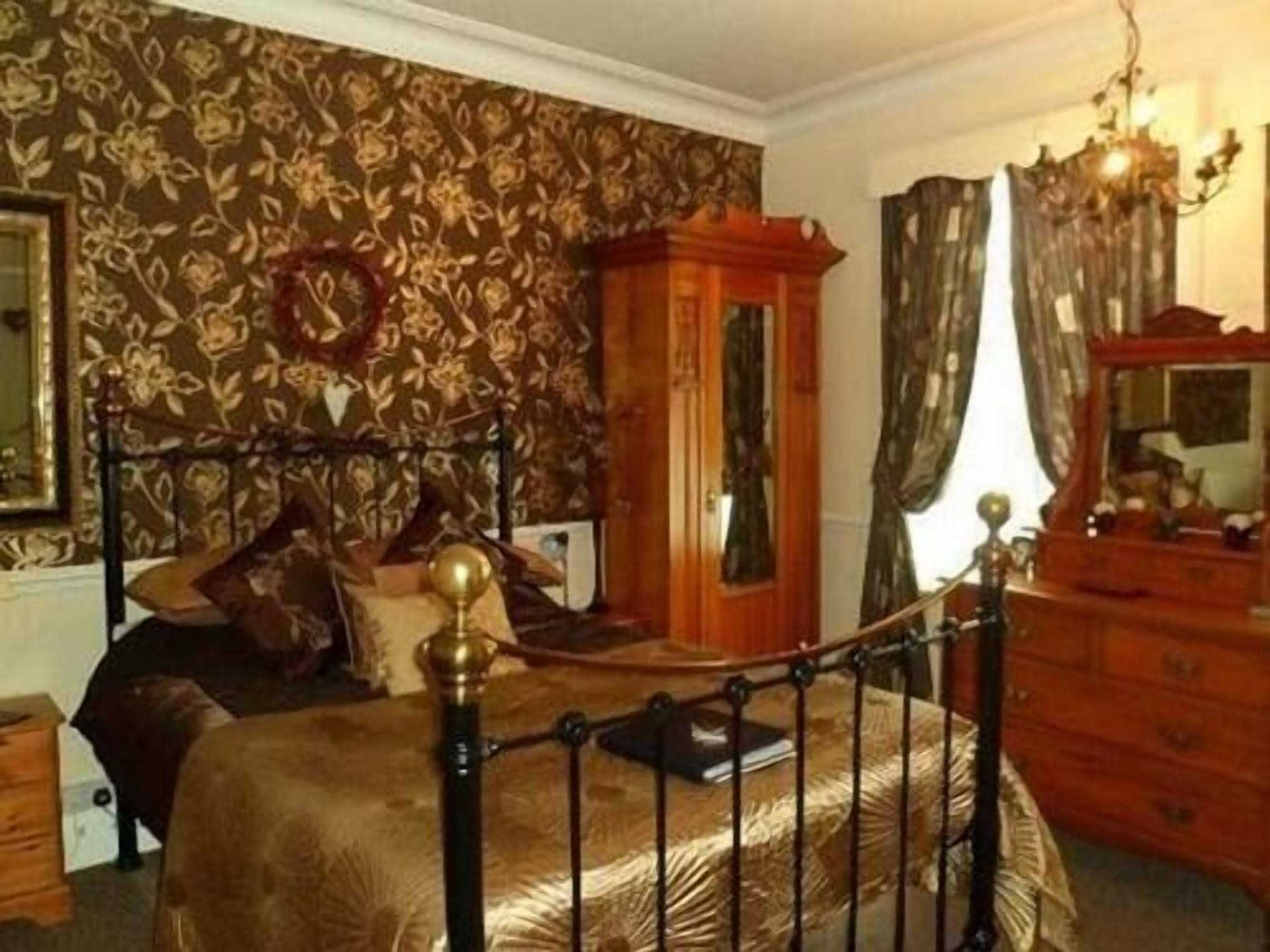 Gift card for Heathfield B&b Guest House Gift card for Heathfield B&b Guest House