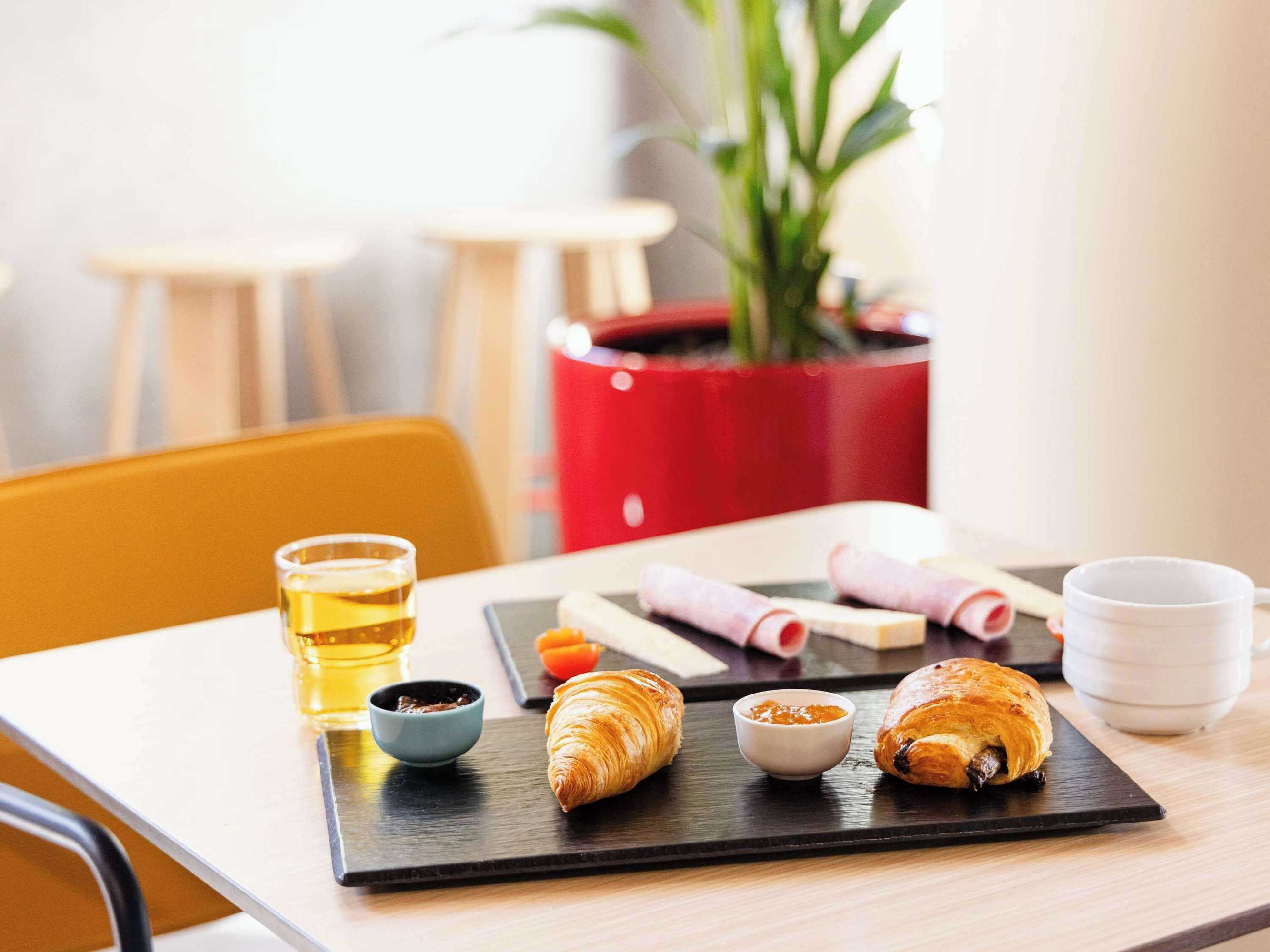 Gift card for Ibis Budget Nanterre la Defense Gift card for Ibis Budget Nanterre la Defense