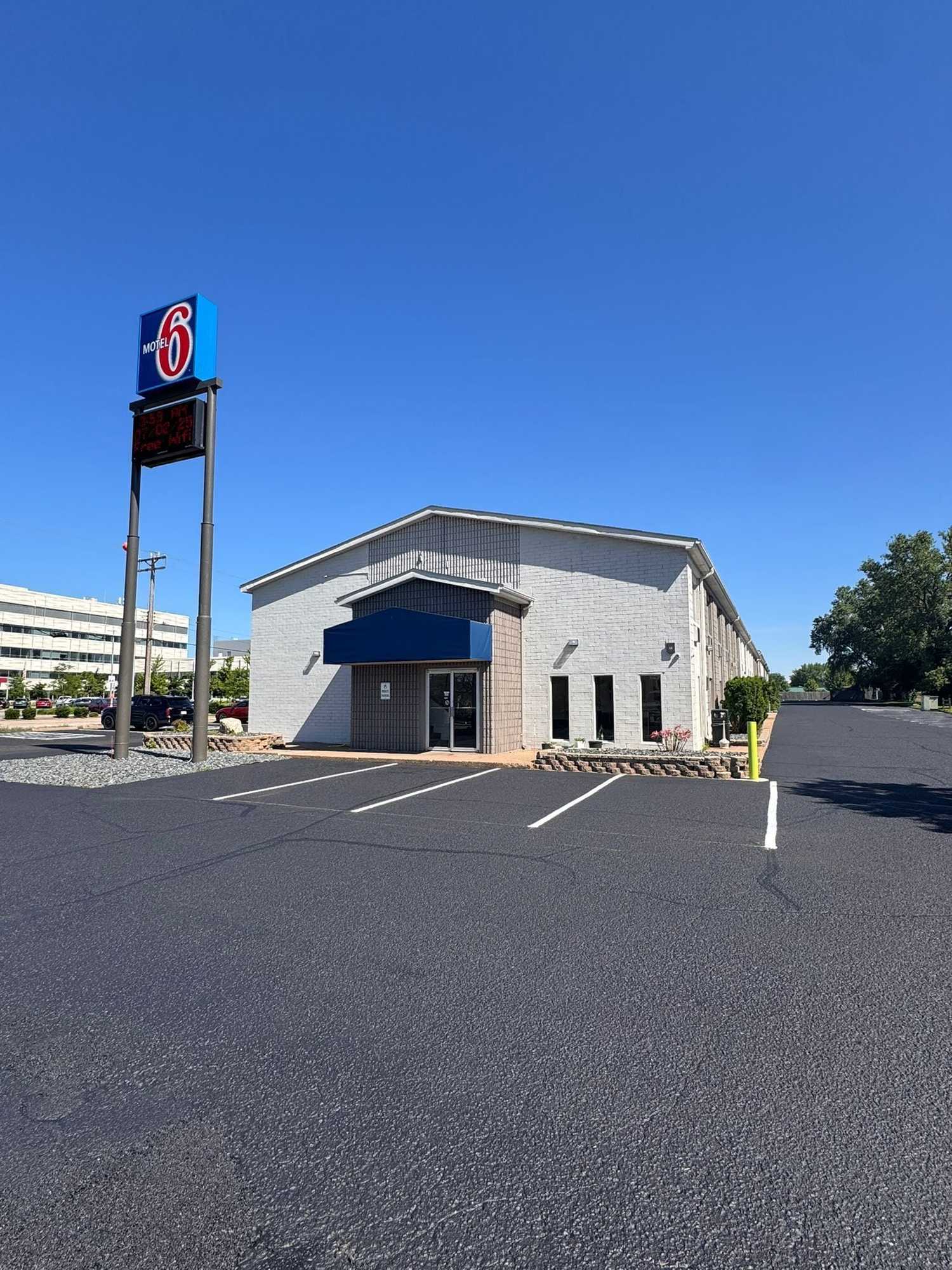 Gift card for Motel 6 Eau Claire, WI Gift card for Motel 6 Eau Claire, WI