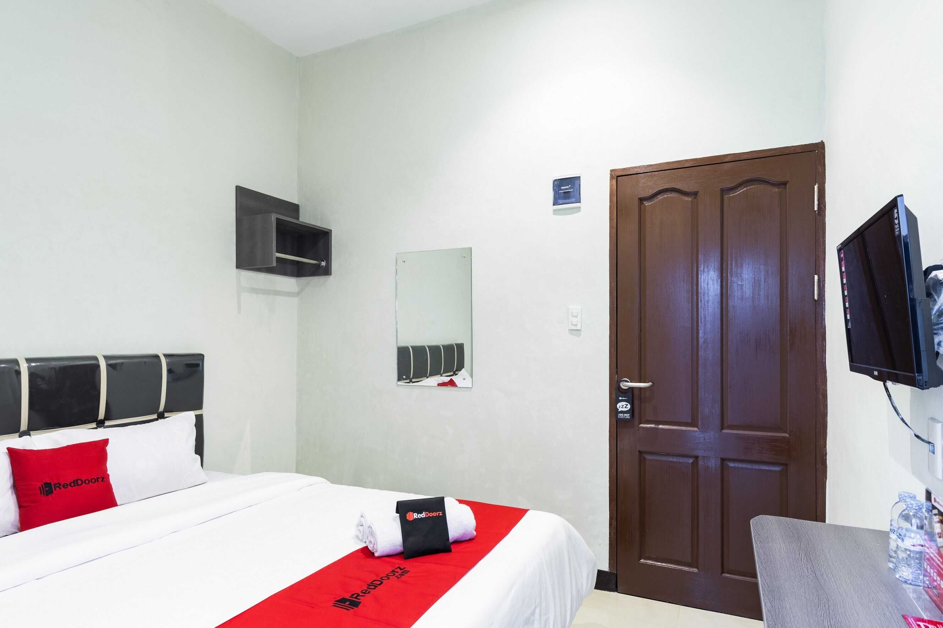 Gift card for Reddoorz Near Medan Amplas Gift card for Reddoorz Near Medan Amplas