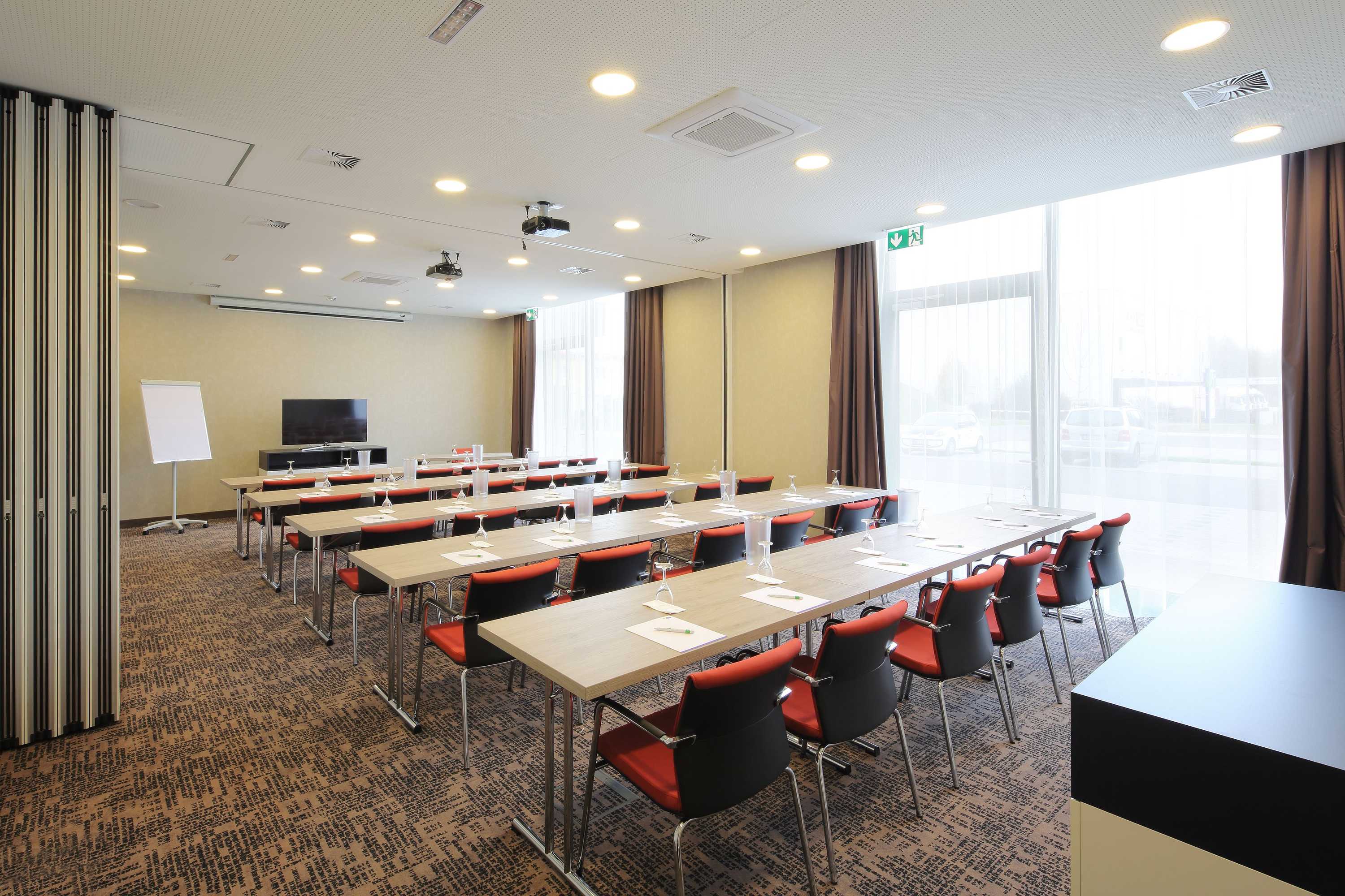 Gift card for Holiday Inn Express Friedrichshafen by Ihg Gift card for Holiday Inn Express Friedrichshafen by Ihg