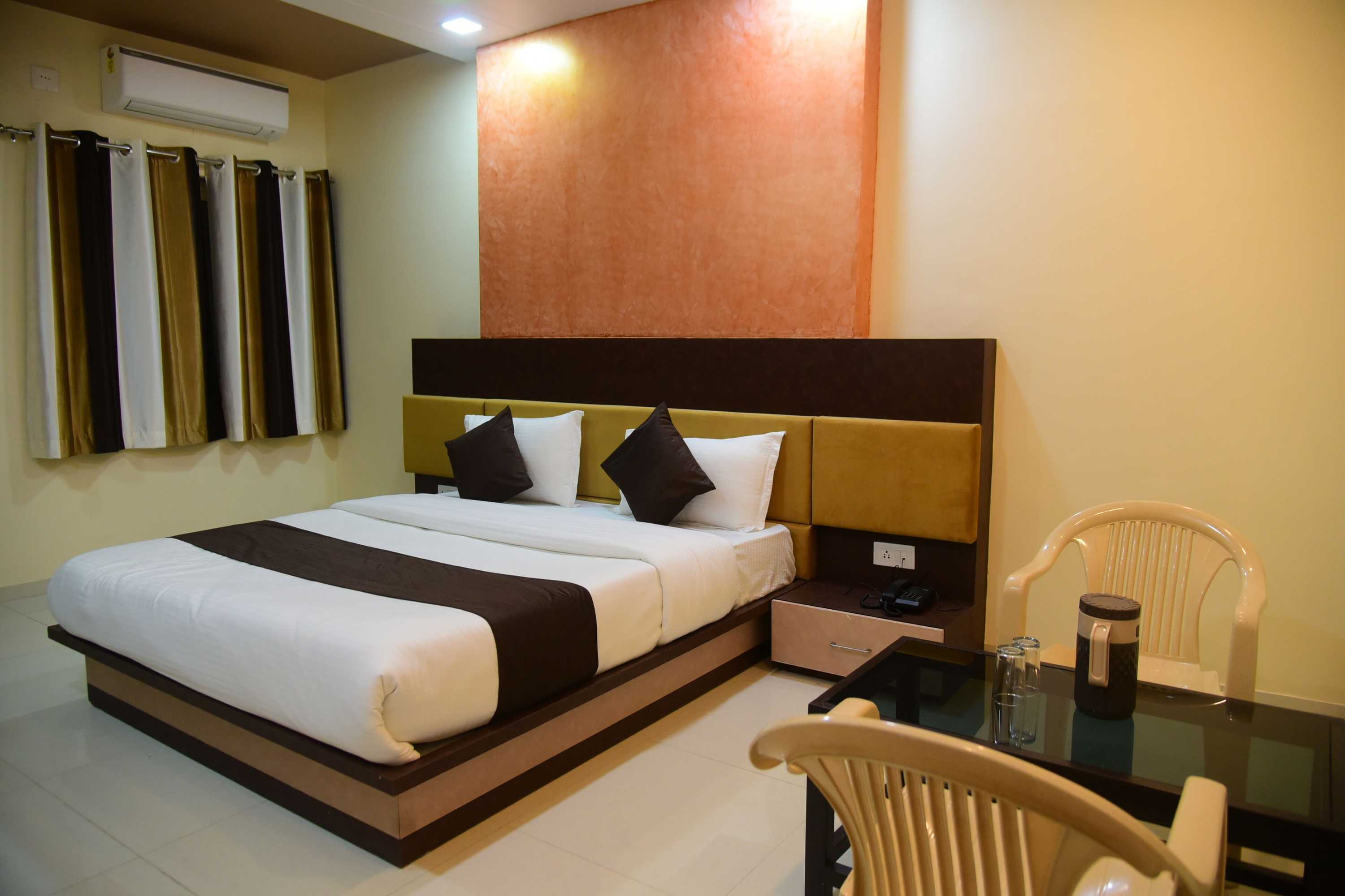 Gift card for Hotel Savera Palace Gift card for Hotel Savera Palace