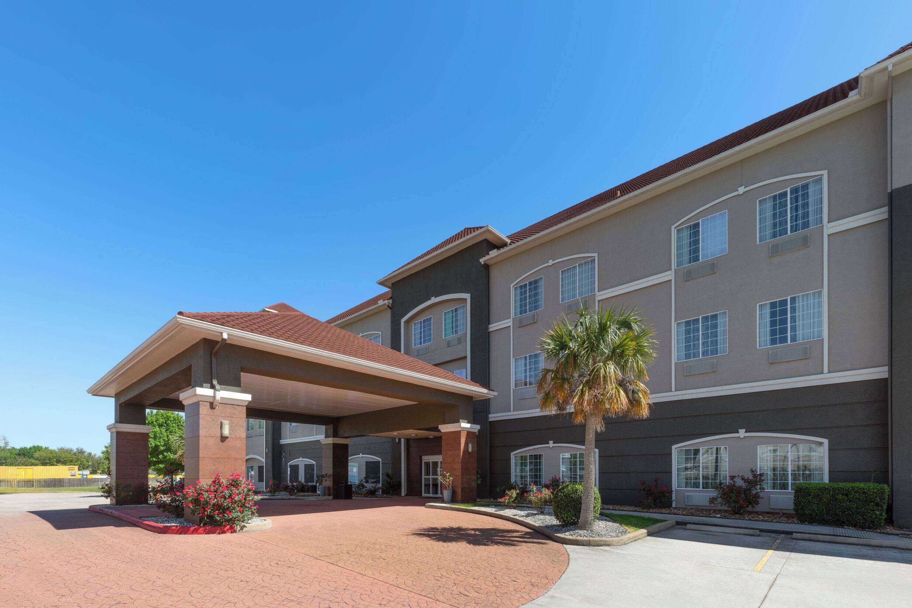 Gift card for La Quinta Inn & Suites by Wyndham Deer Park Gift card for La Quinta Inn & Suites by Wyndham Deer Park