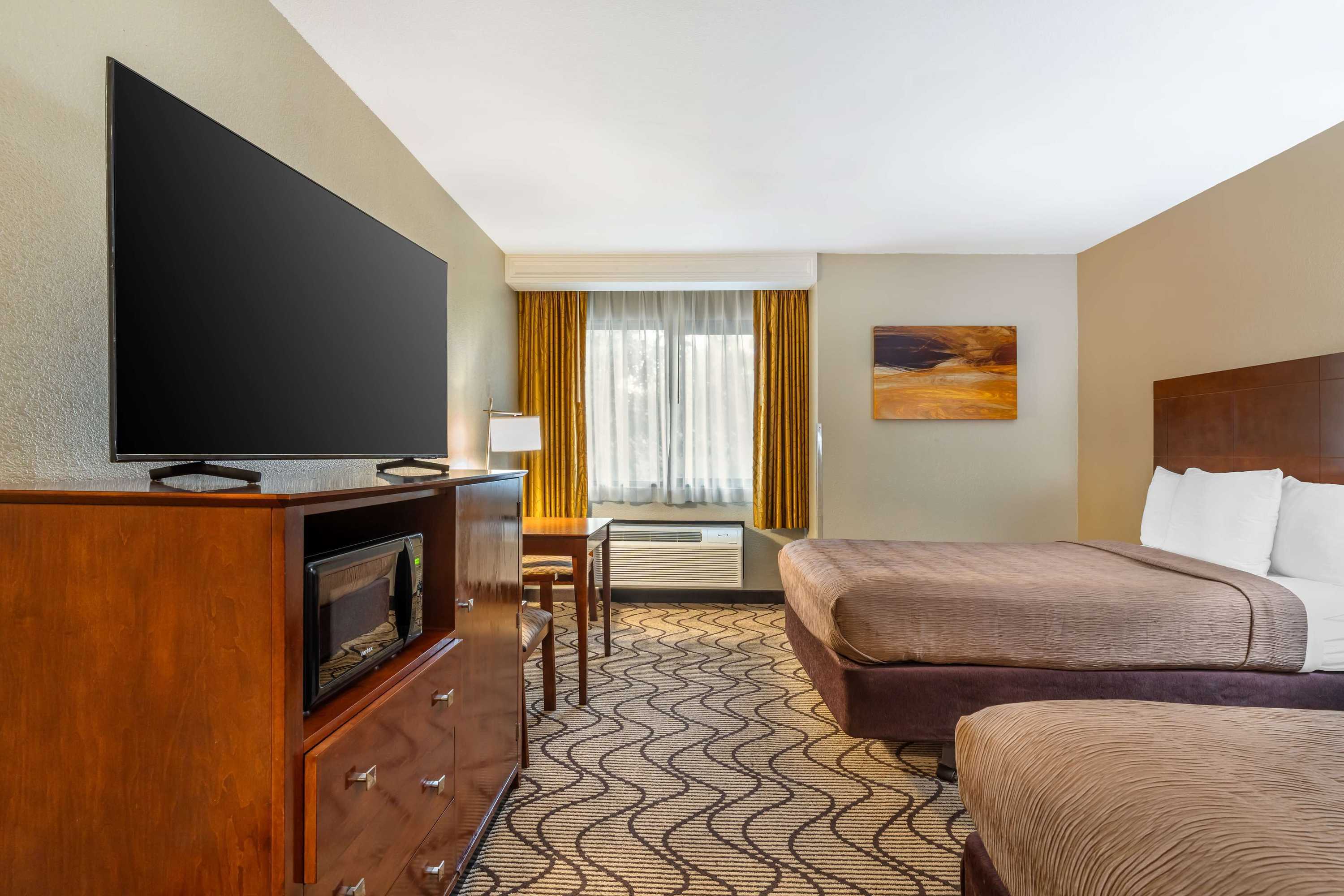Gift card for Best Western John Muir Inn Gift card for Best Western John Muir Inn
