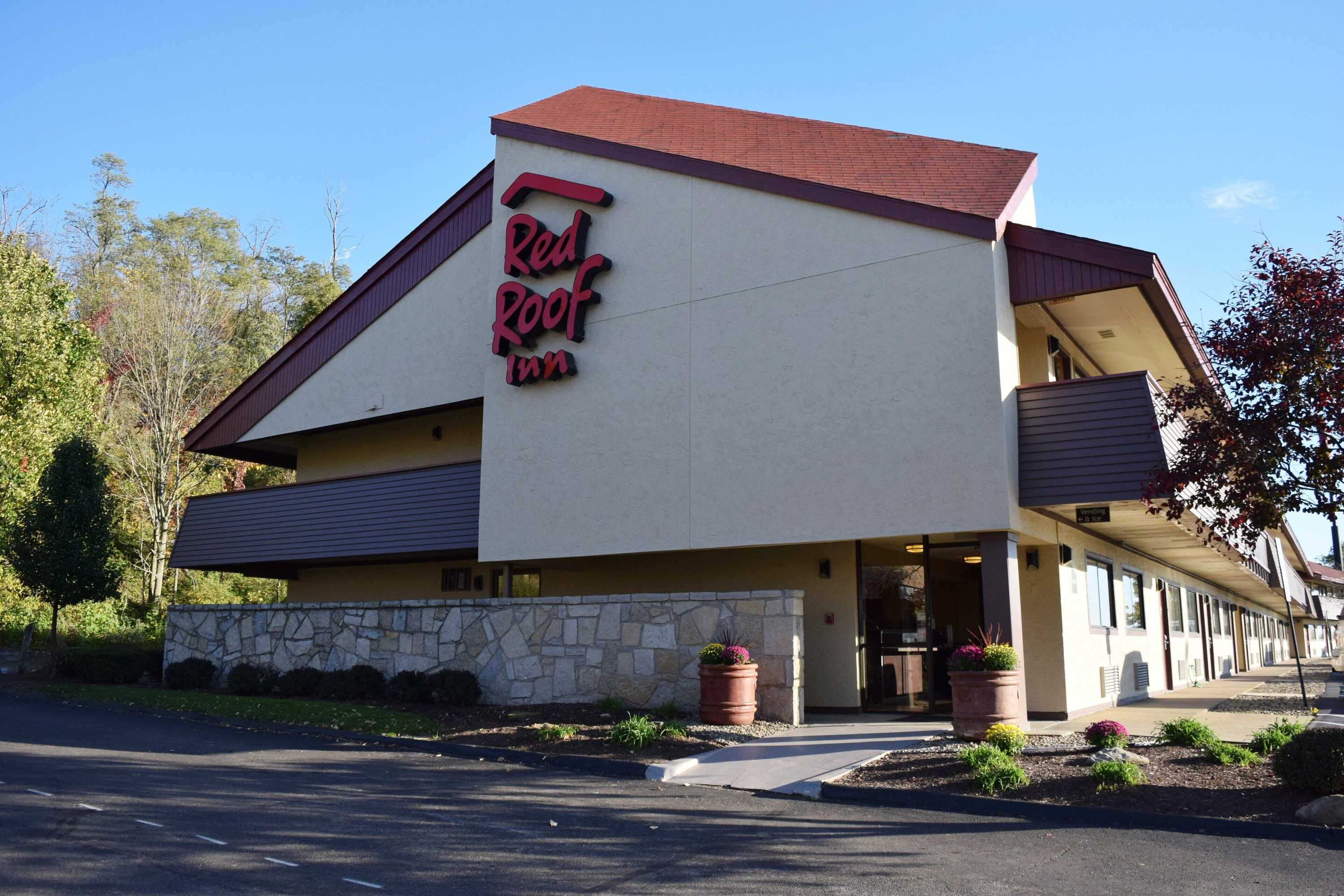 Gift card for Red Roof Inn St Clairsville - Wheeling West Gift card for Red Roof Inn St Clairsville - Wheeling West