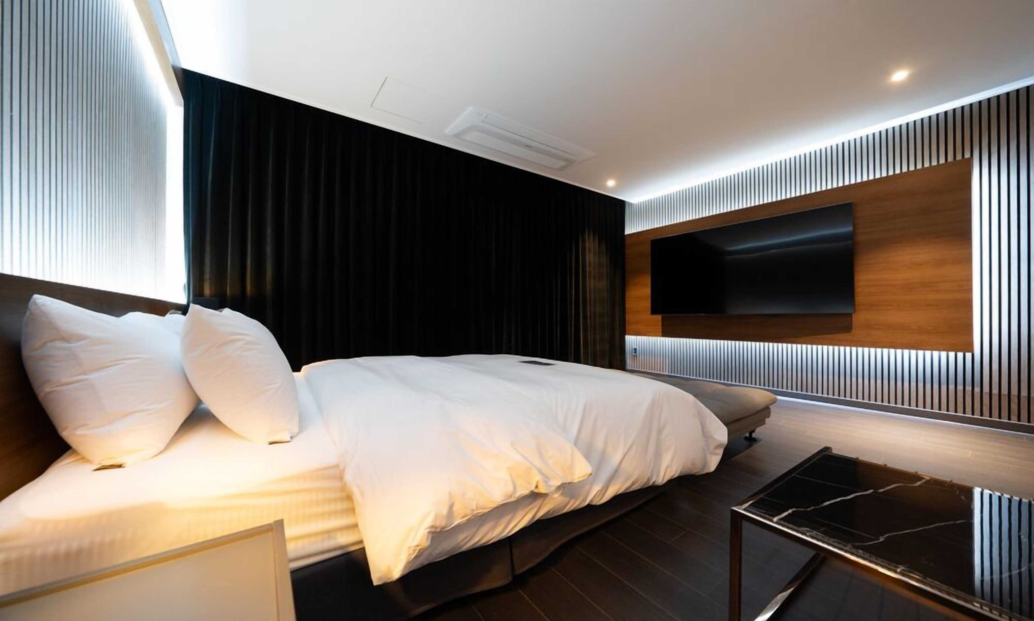 Gift card for Pocheon Lua Premium Drive-In Hotel Gift card for Pocheon Lua Premium Drive-In Hotel