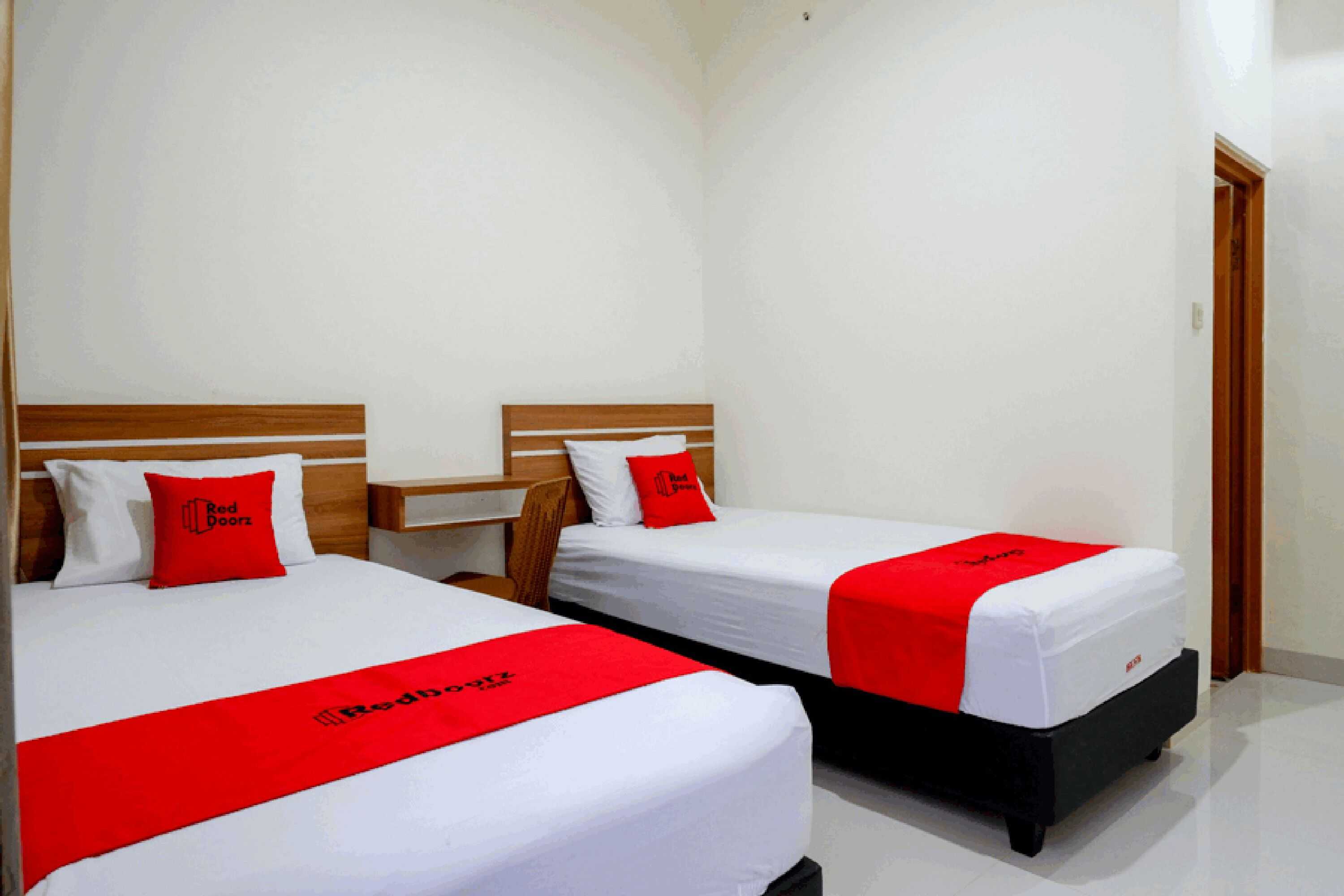 Gift card for Reddoorz Near Living Plaza Purwokerto Gift card for Reddoorz Near Living Plaza Purwokerto