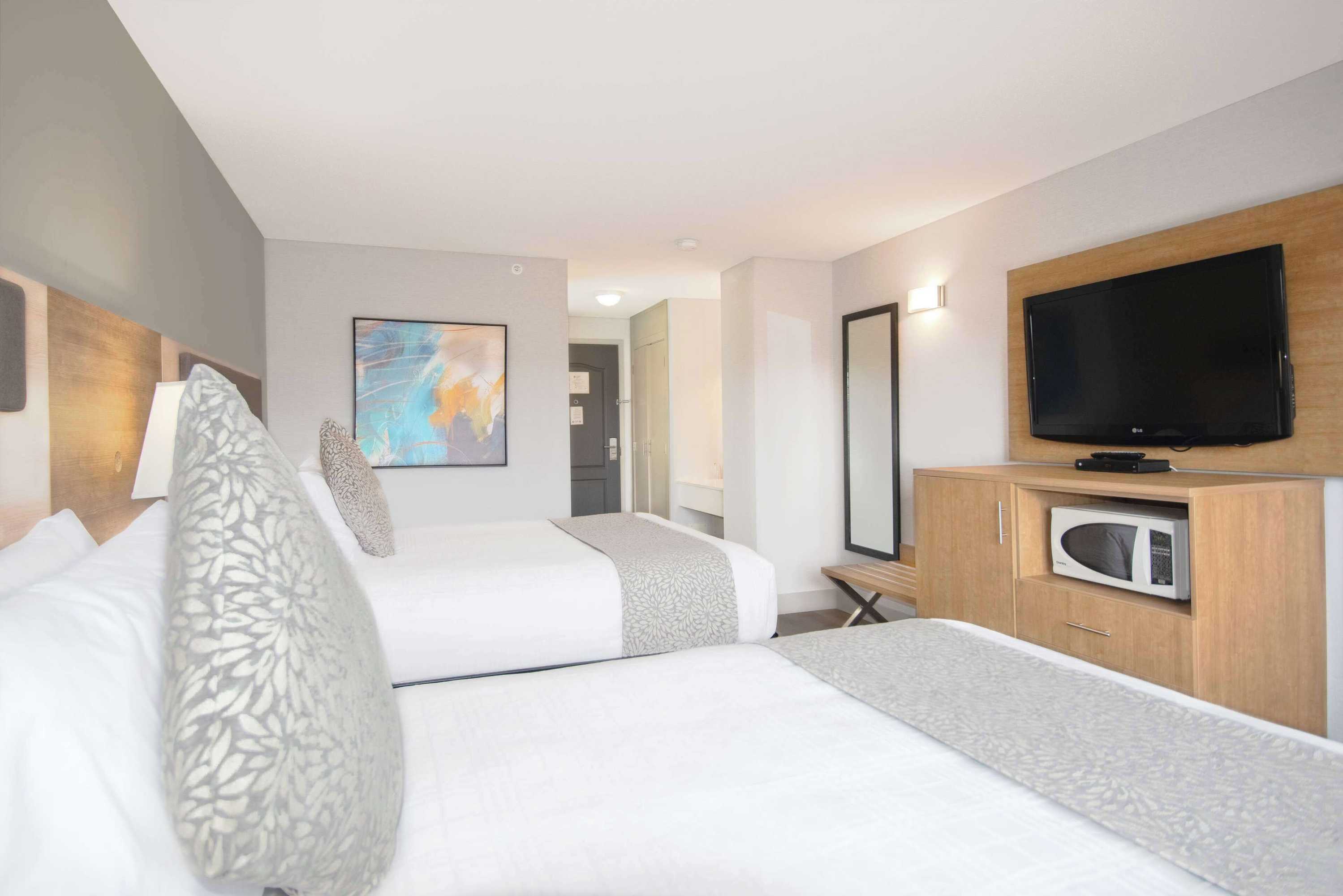 Gift card for Coast Abbotsford Hotel & Suites Gift card for Coast Abbotsford Hotel & Suites