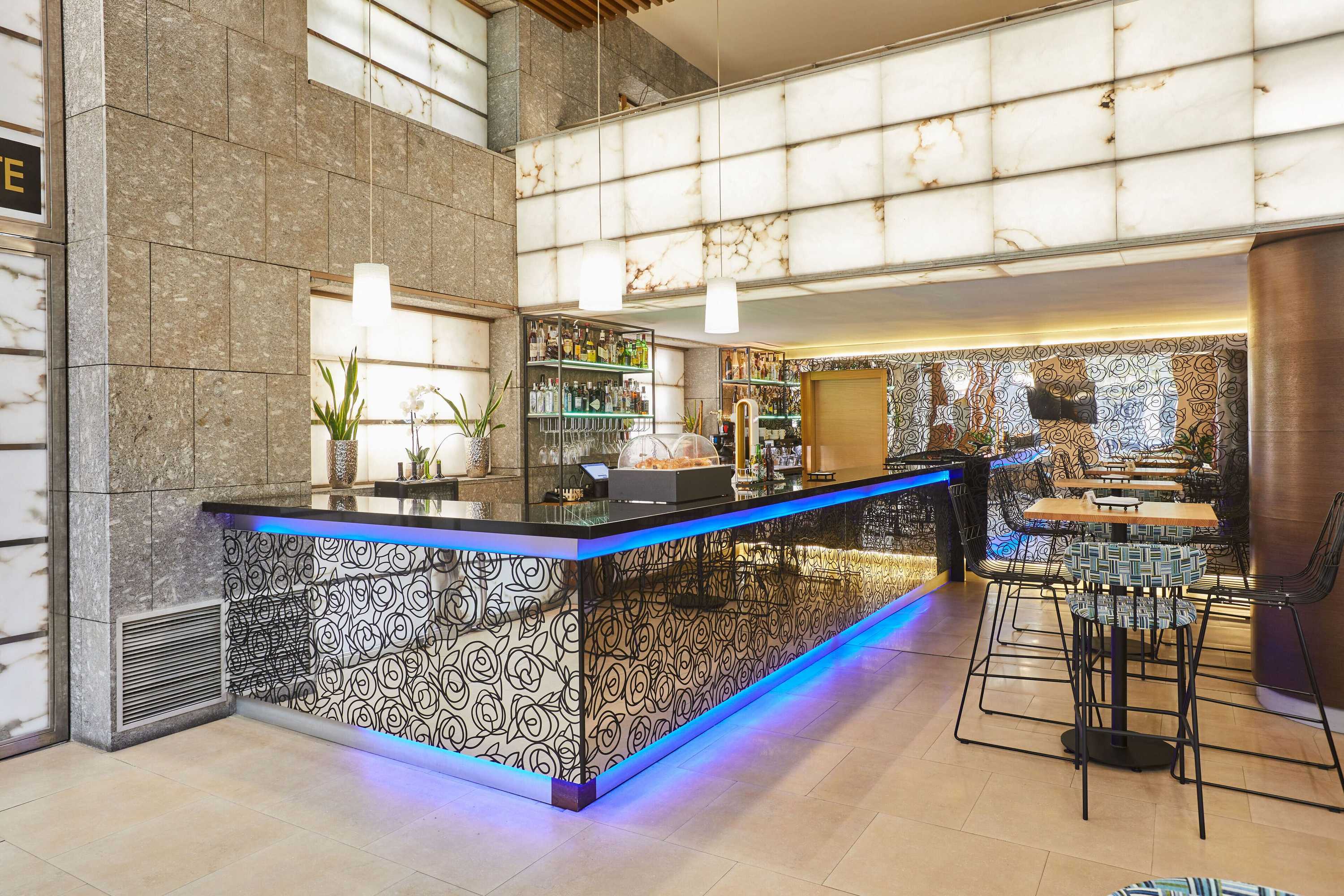 Gift card for Hotel Silken Puerta de Valencia Gift card for Hotel Silken Puerta de Valencia