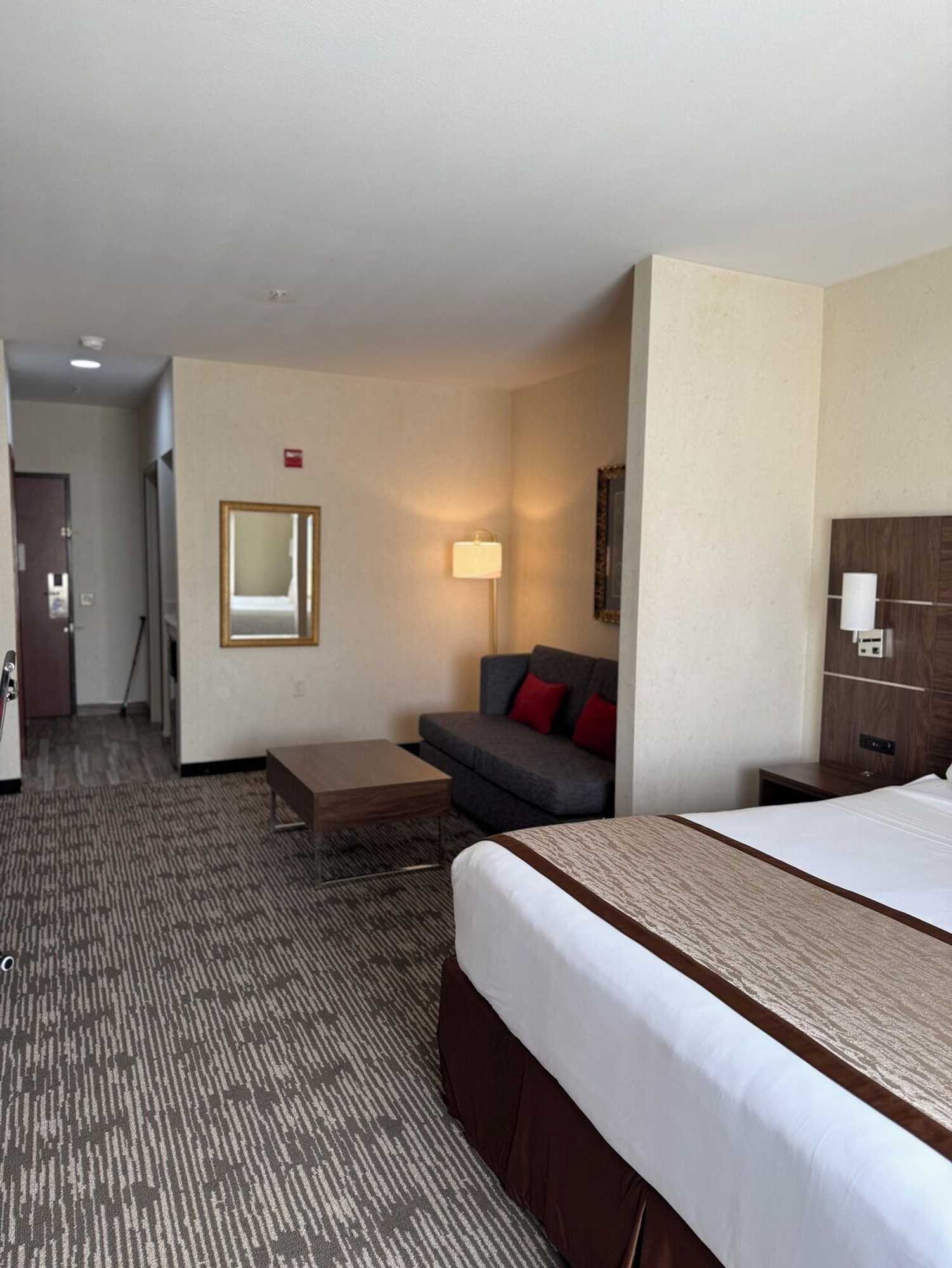 Gift card for Evergreen Inn And Suites Gift card for Evergreen Inn And Suites