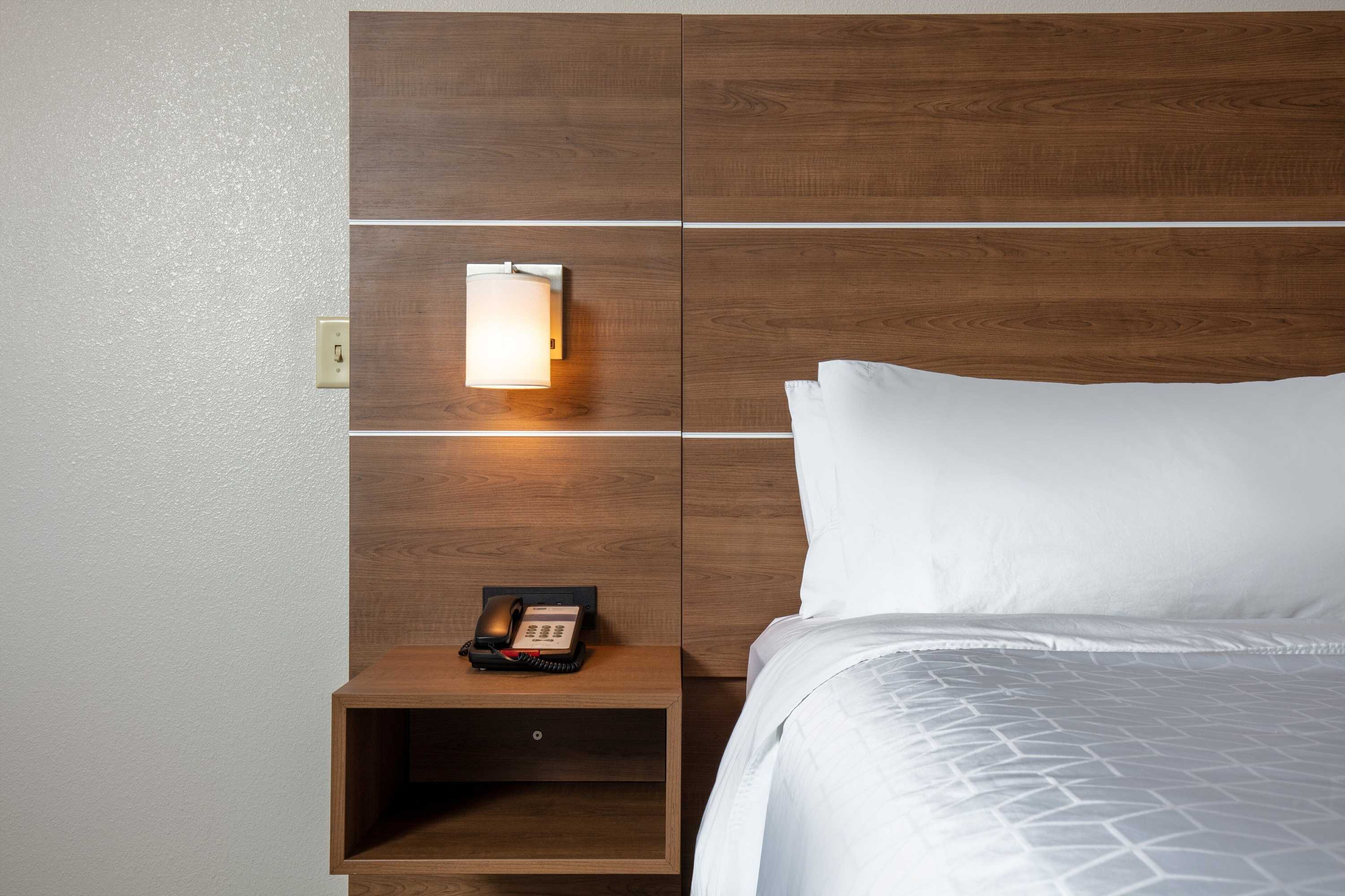 Gift card for Holiday Inn Express & Suites Beloit by Ihg Gift card for Holiday Inn Express & Suites Beloit by Ihg