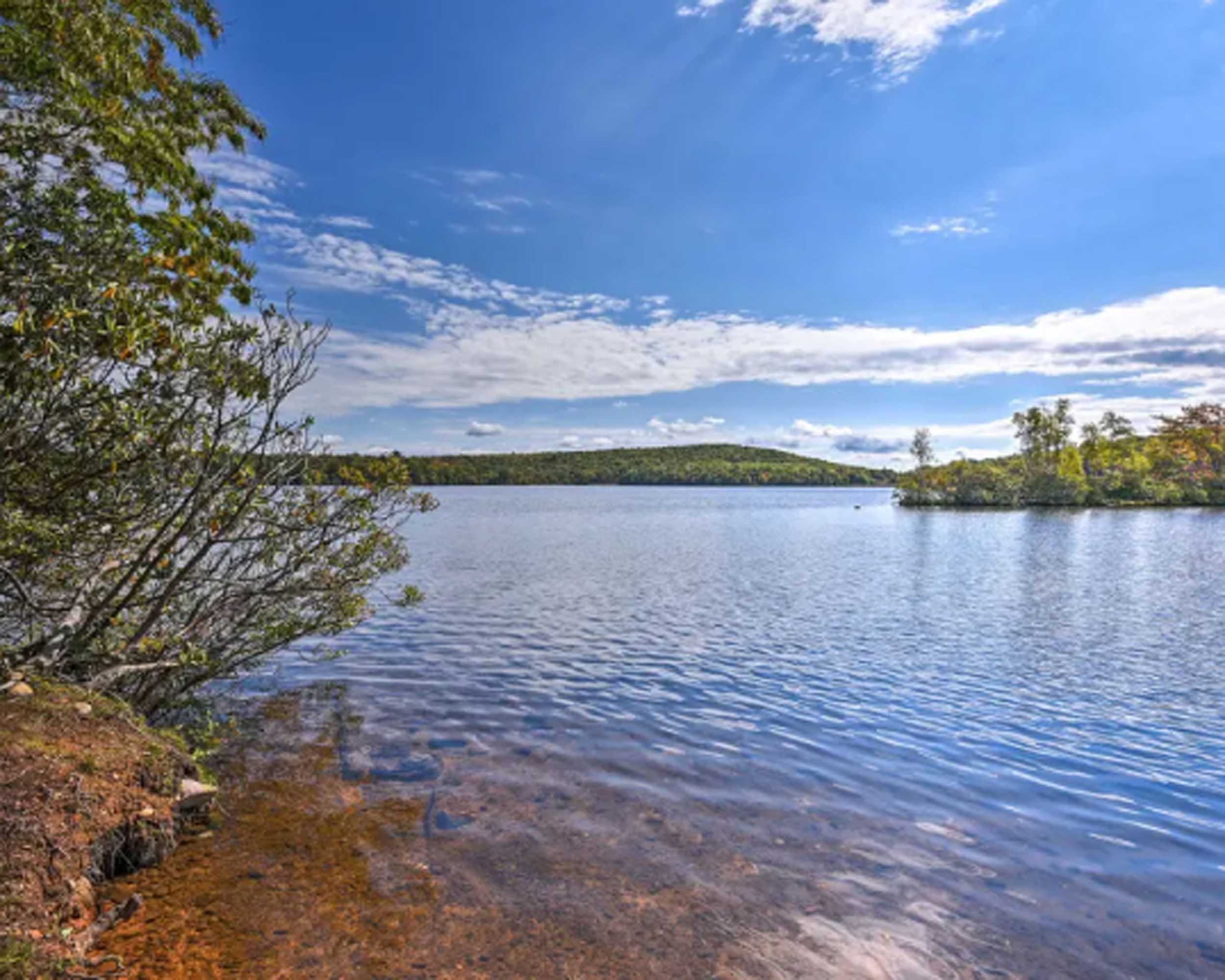 Gift card for Cozy Pocono Mountain Escape Gift card for Cozy Pocono Mountain Escape