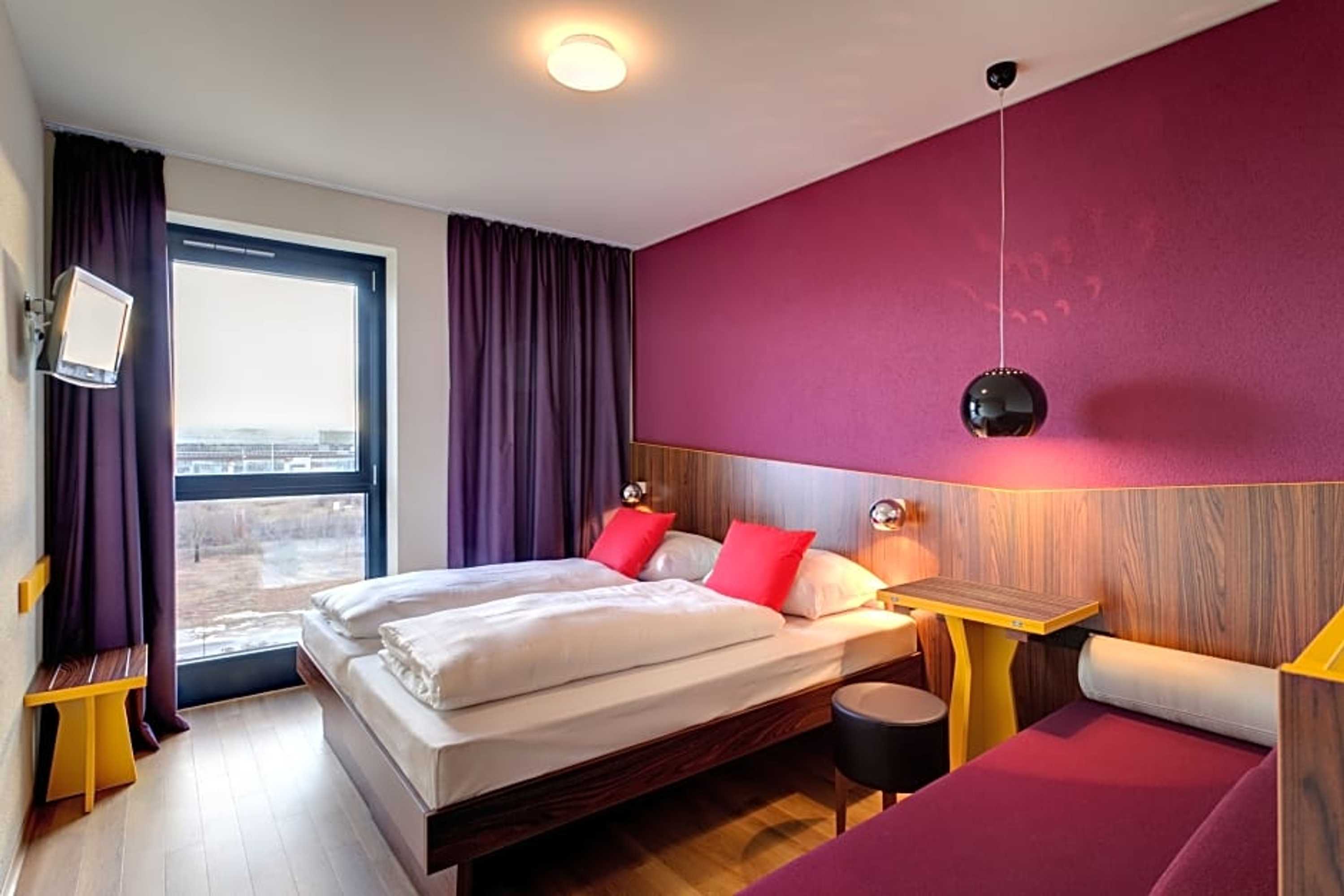 Gift card for Meininger Hotel Frankfurt Main / Airport Gift card for Meininger Hotel Frankfurt Main / Airport