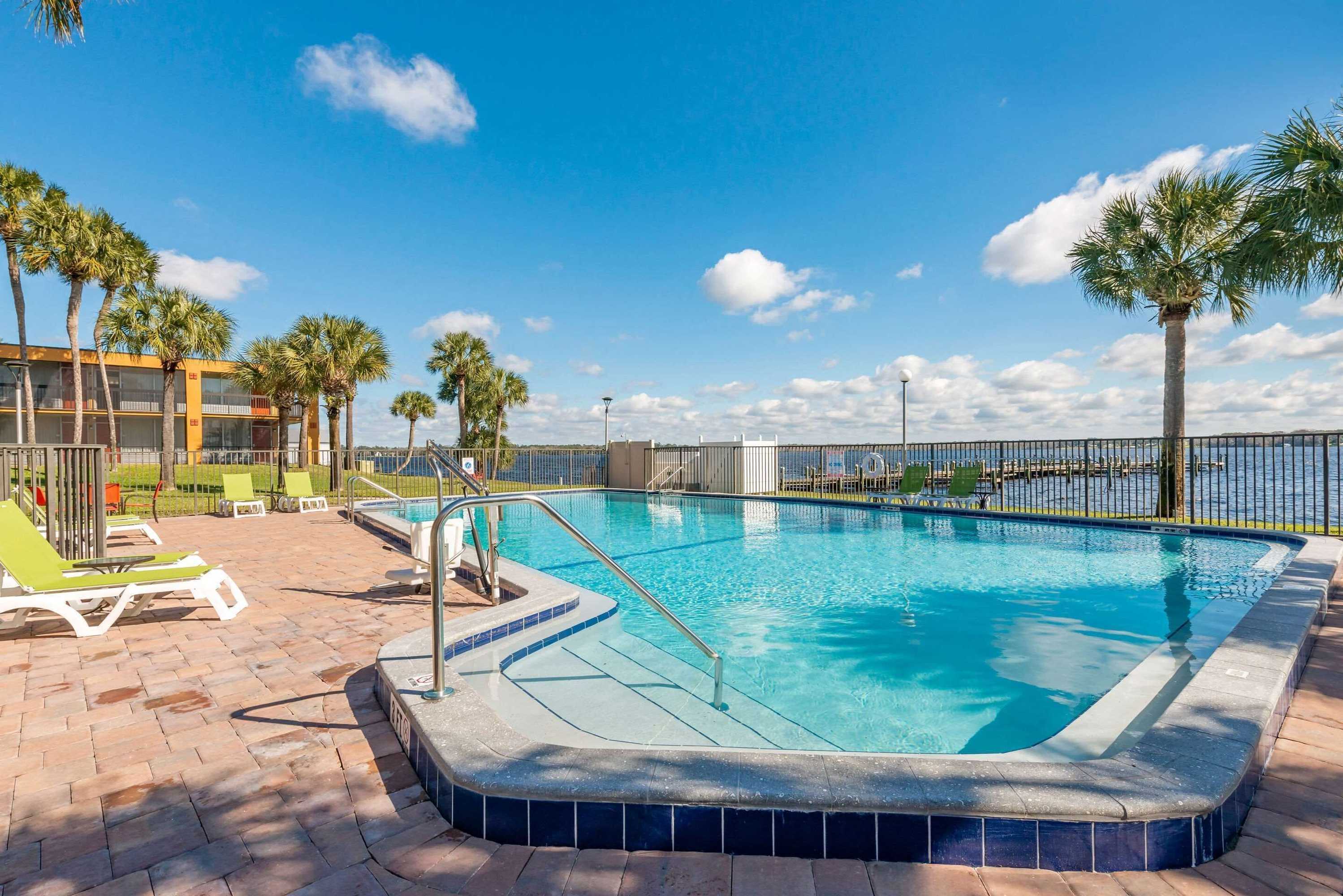 Gift card for Quality Inn & Suites Palatka Riverfront Gift card for Quality Inn & Suites Palatka Riverfront