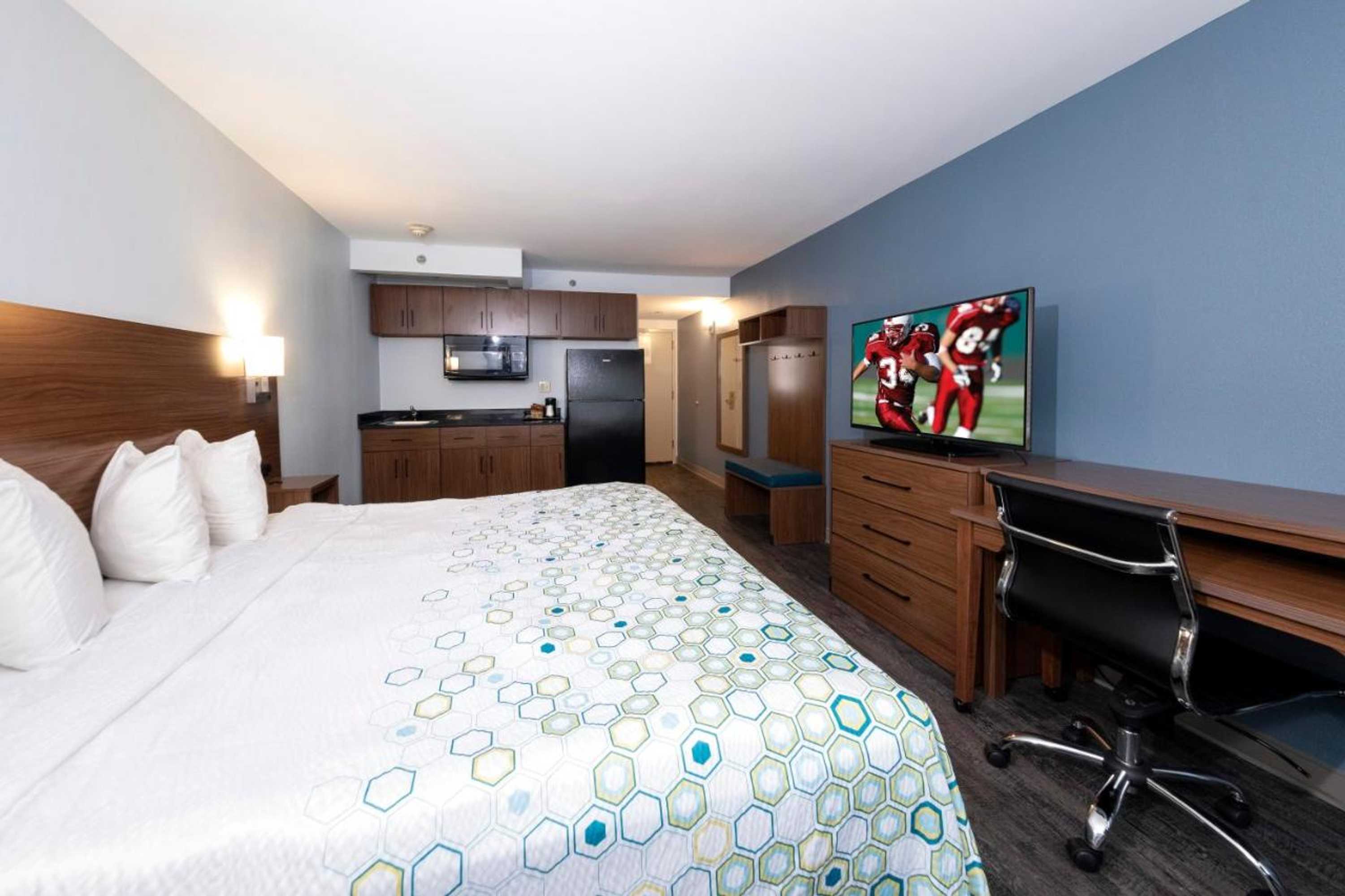 Gift card for Hometowne Studios by Red Roof Wilmington New Castle