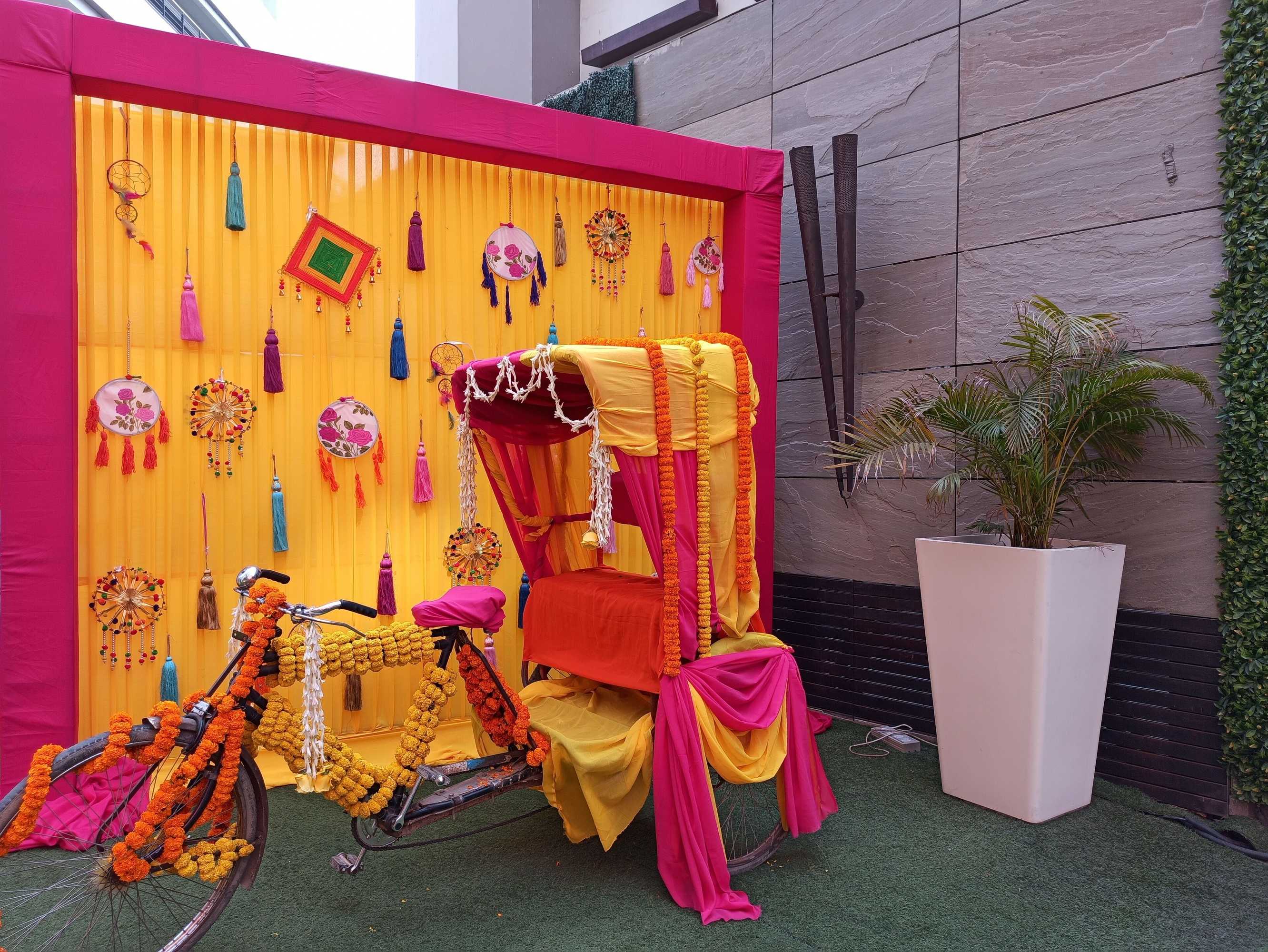 Gift card for Doubletree by Hilton Gurugram Baani Square Gift card for Doubletree by Hilton Gurugram Baani Square