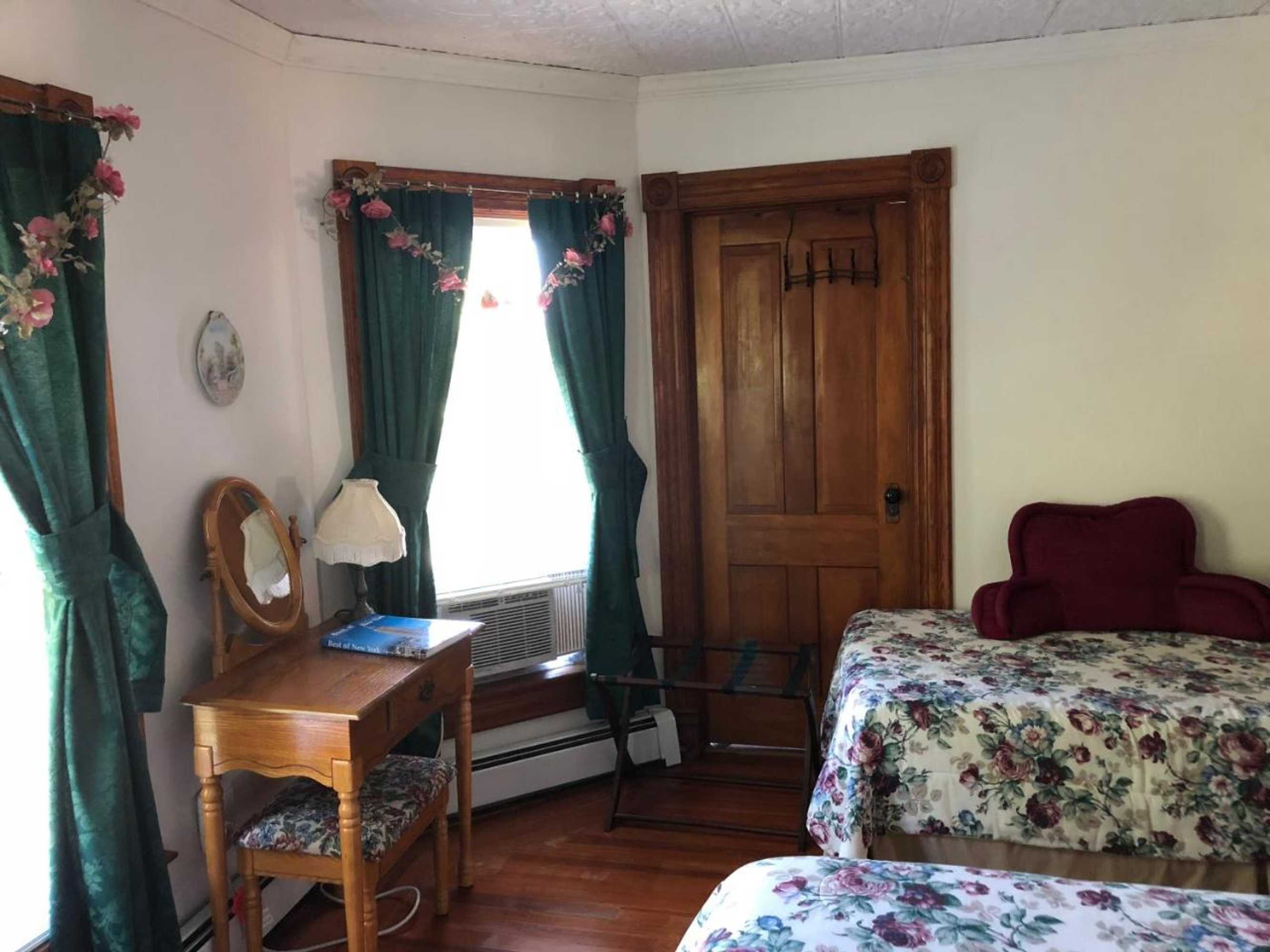 Gift card for Antique Rose Inn Windham