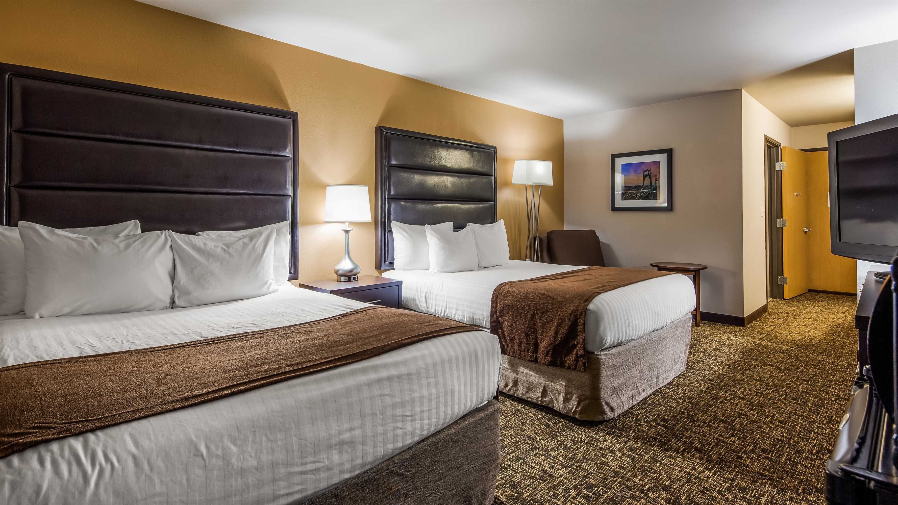 Gift card for Best Western Oak Meadows Inn Gift card for Best Western Oak Meadows Inn