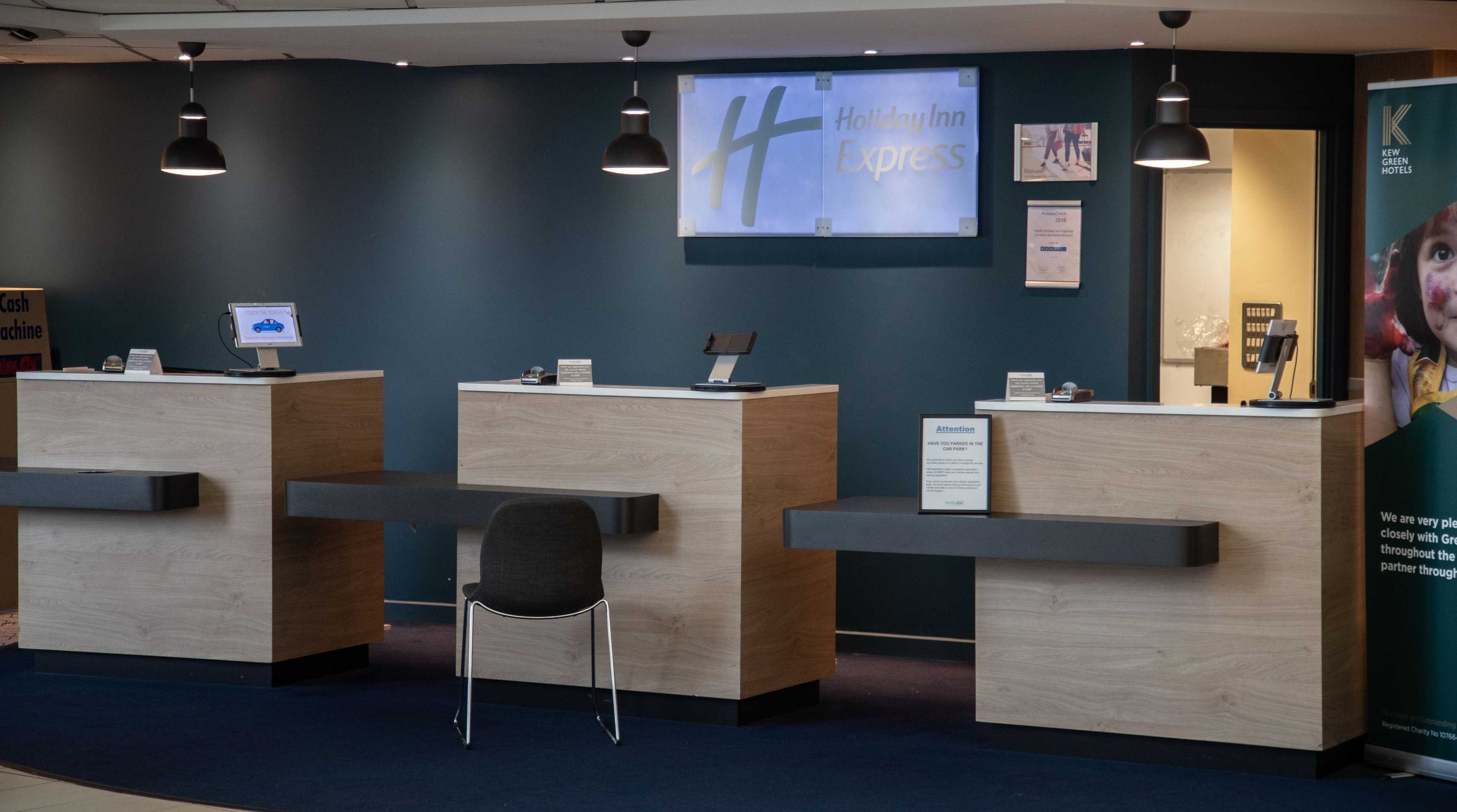 Gift card for Holiday Inn Express London Stansted Airport by Ihg Gift card for Holiday Inn Express London Stansted Airport by Ihg