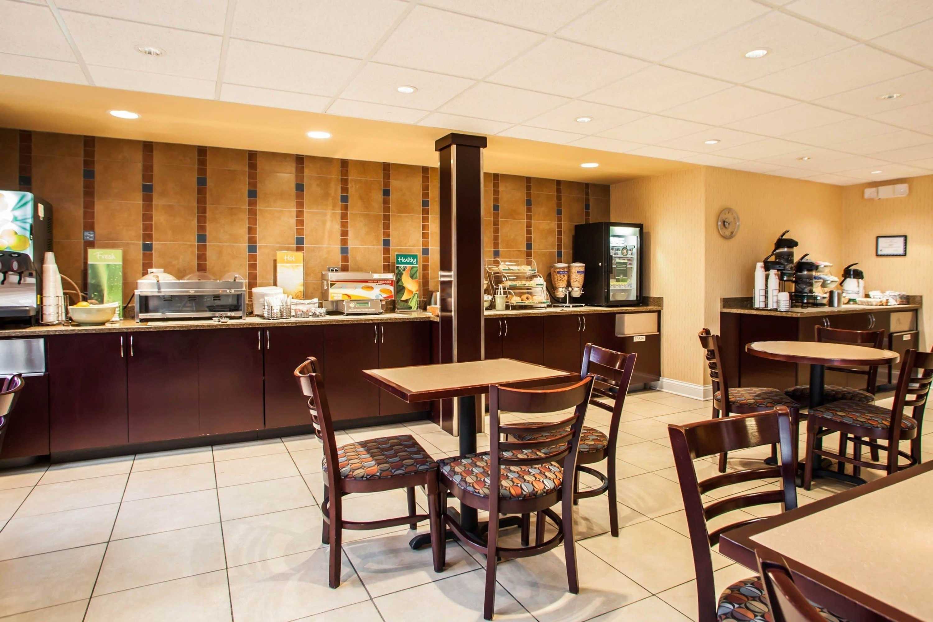 Gift card for Quality Inn & Suites St Charles - West Chicago Gift card for Quality Inn & Suites St Charles - West Chicago