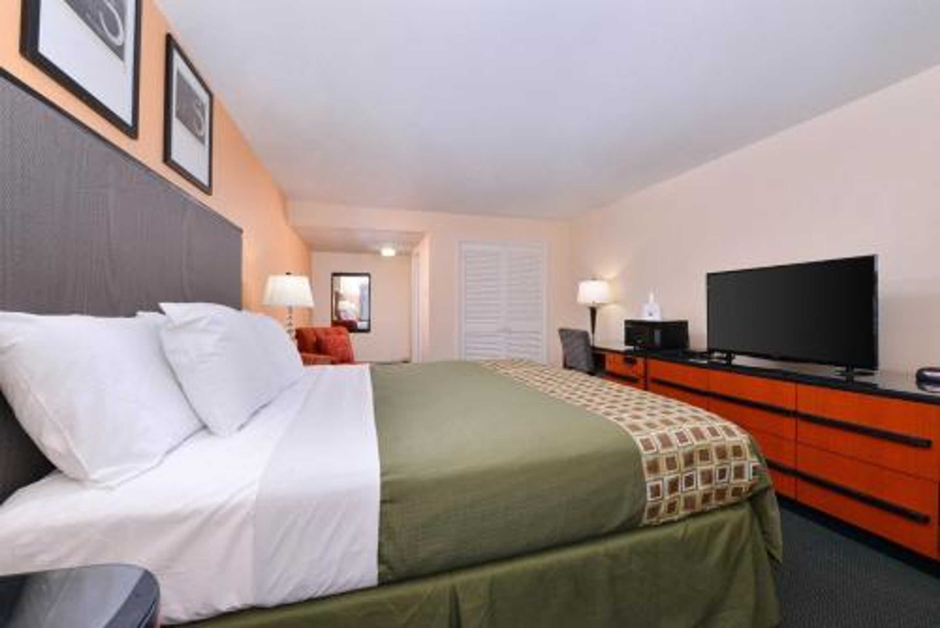 Gift card for Media Inn & Suites Gift card for Media Inn & Suites