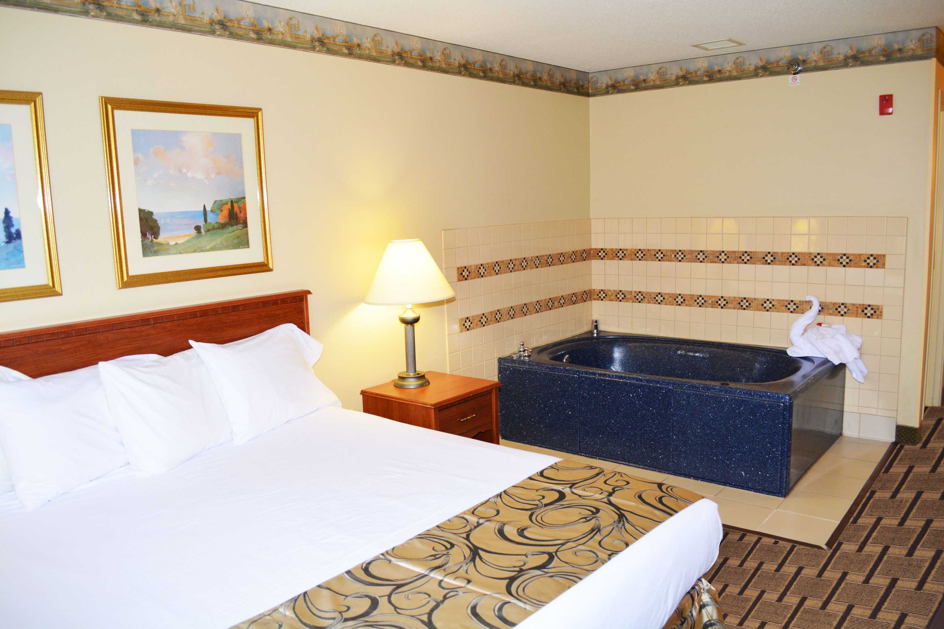 Gift card for Baymont by Wyndham Waterford/burlington WI Gift card for Baymont by Wyndham Waterford/burlington WI