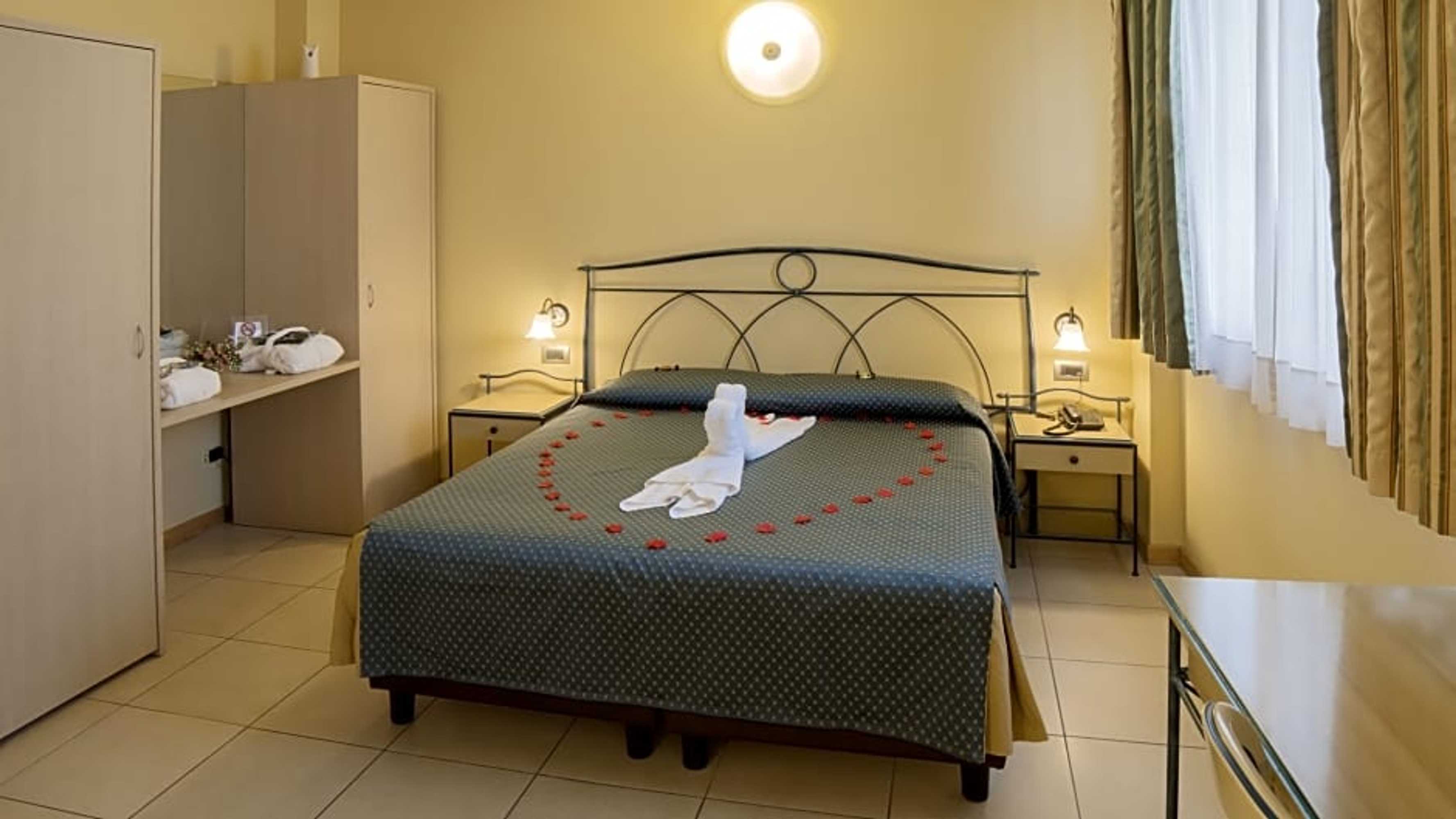 Gift card for Hotel Lovere Resort & Spa Gift card for Hotel Lovere Resort & Spa
