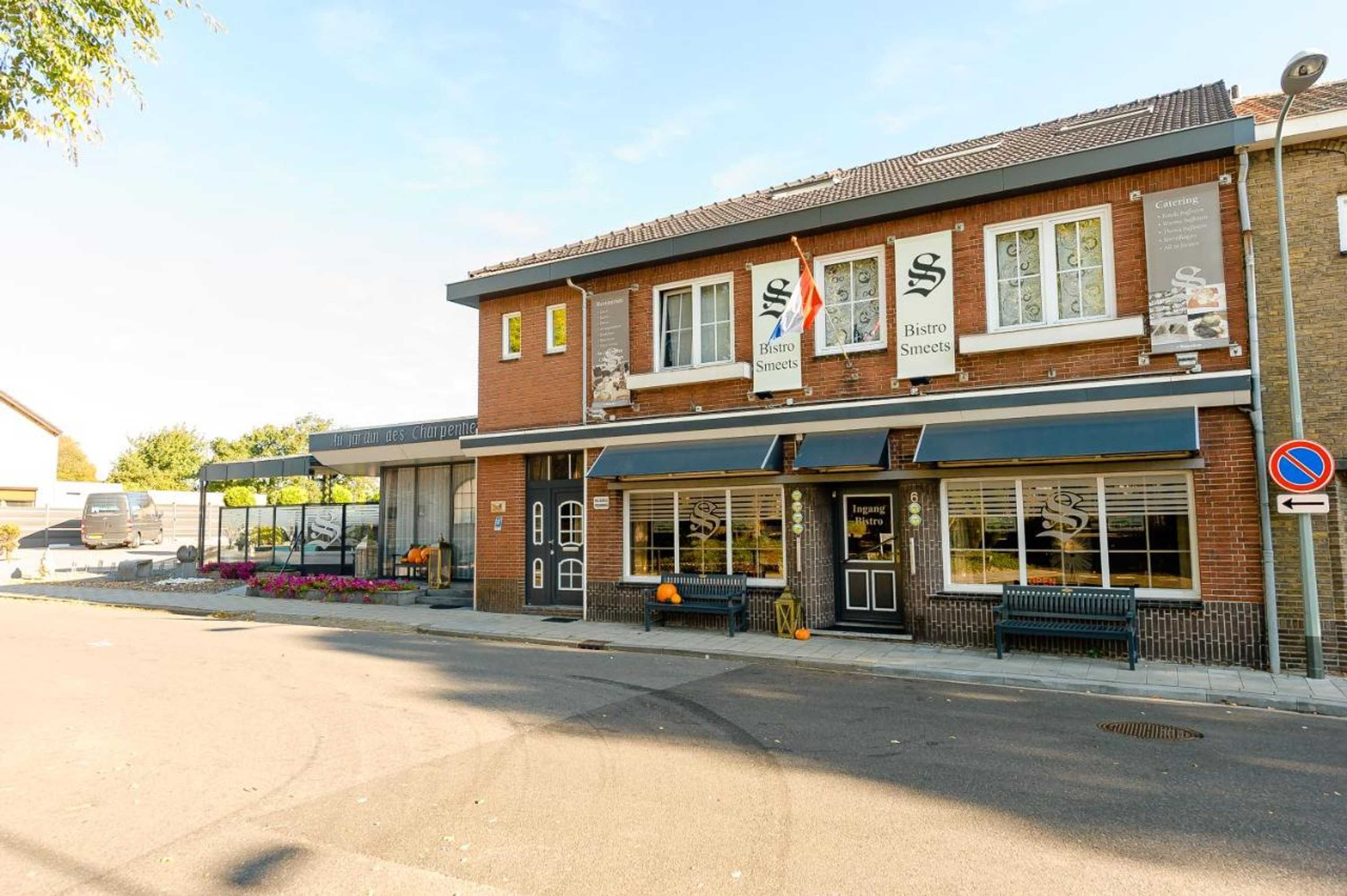 Gift card for B & B M 3