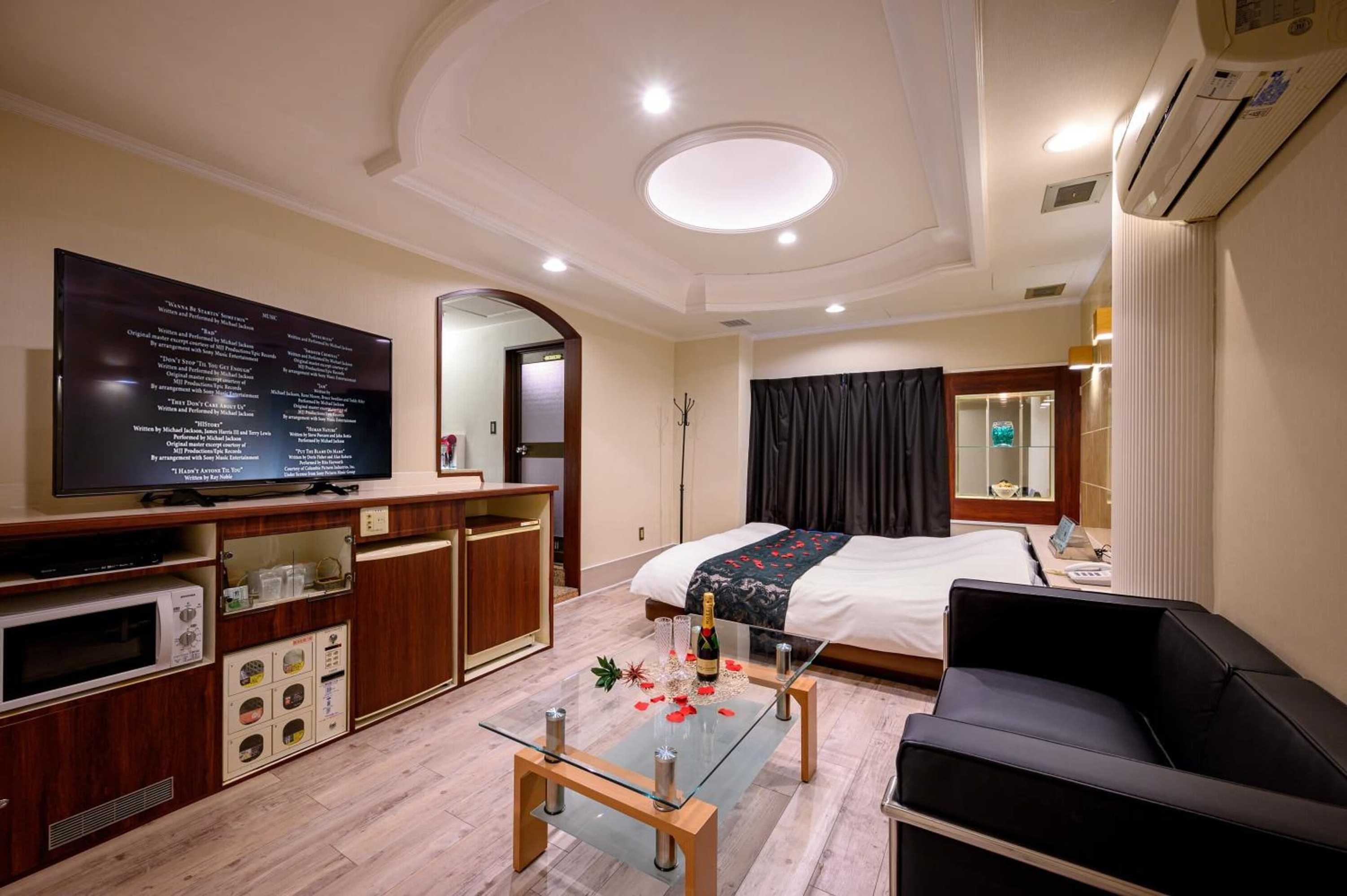 Gift card for Hotel Mobilia - Adults Only Gift card for Hotel Mobilia - Adults Only