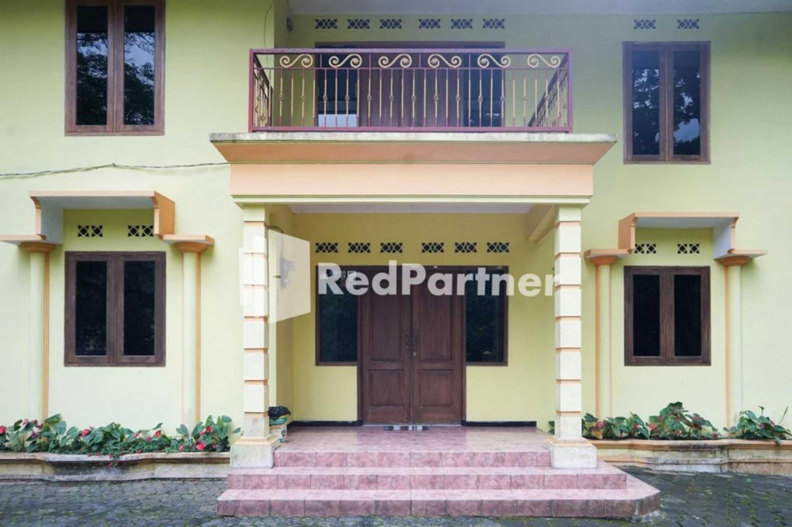 Gift card for Villa Handayani Songgoriti Redpartner