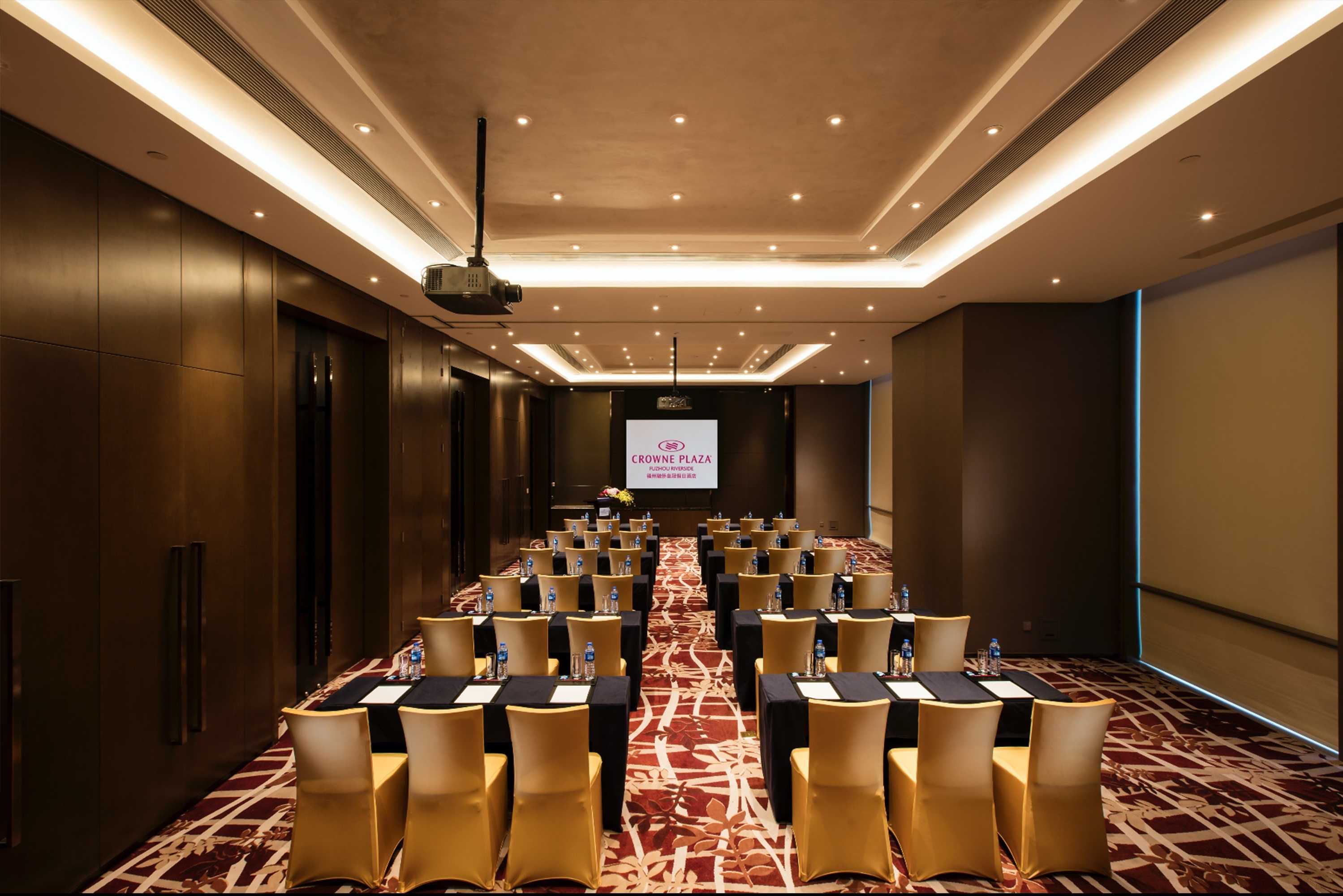 Gift card for Crowne Plaza Fuzhou Riverside by Ihg Gift card for Crowne Plaza Fuzhou Riverside by Ihg