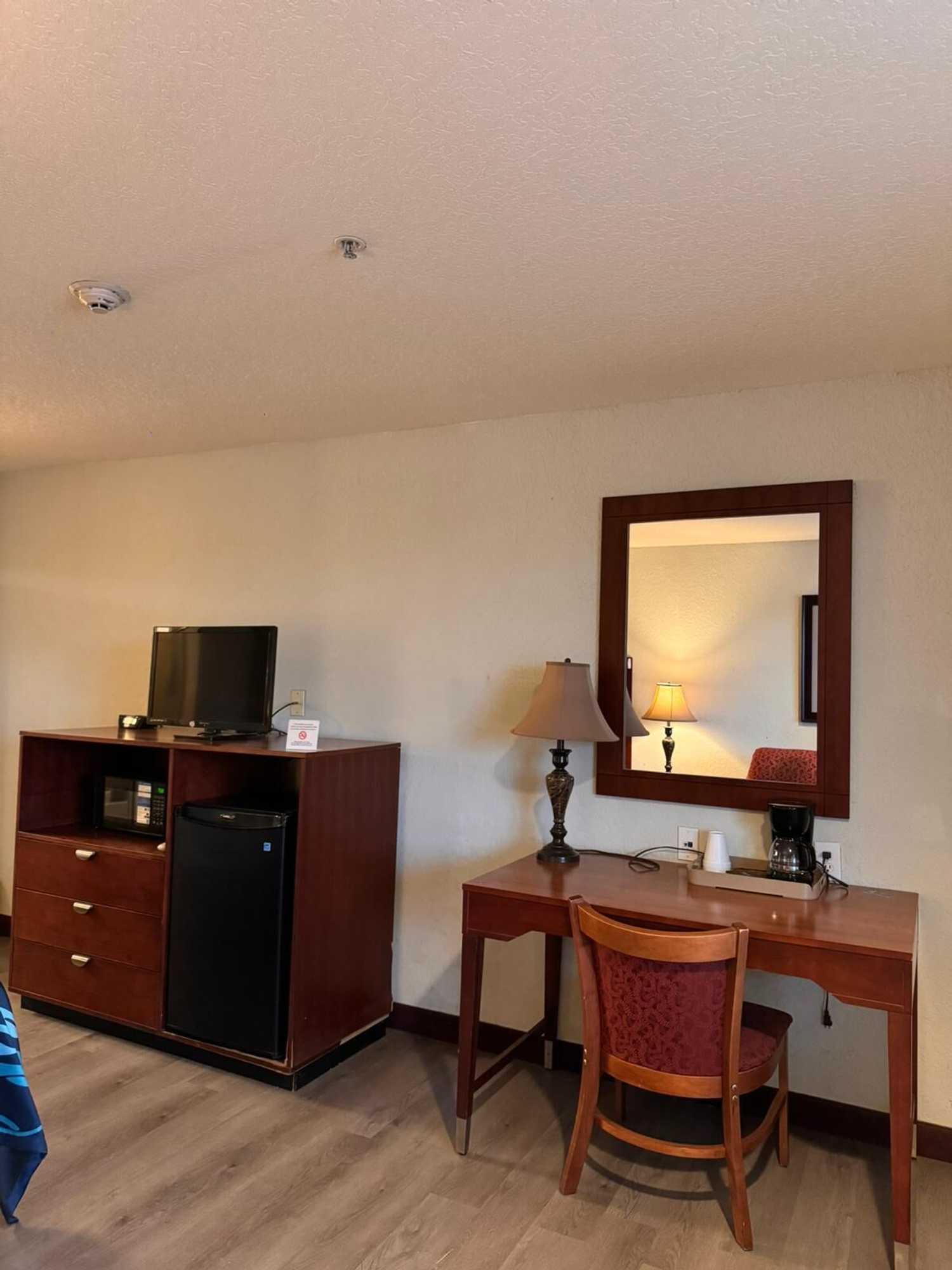 Gift card for Hotel O Bien Venido Pearsall I-35 Gift card for Hotel O Bien Venido Pearsall I-35
