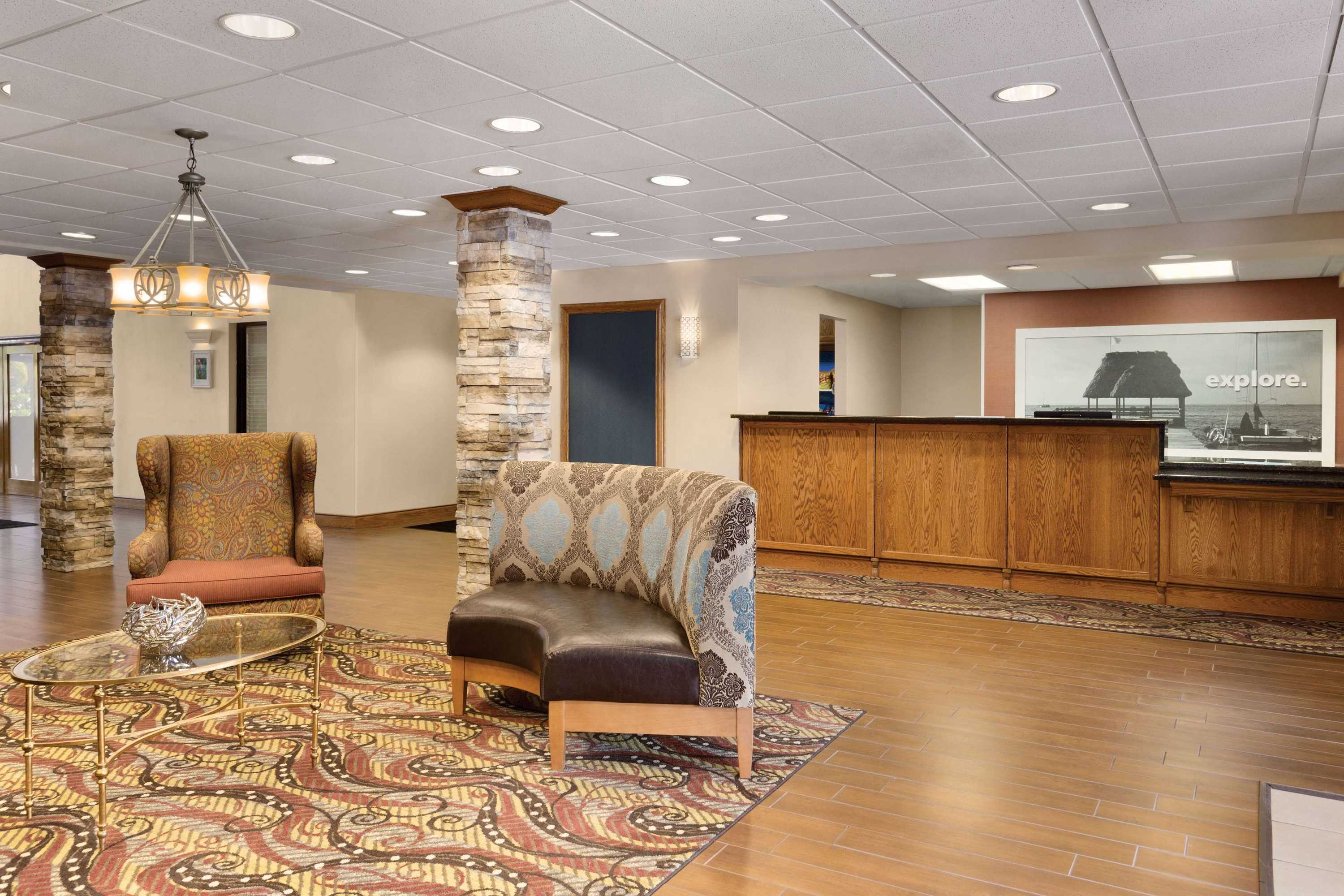Gift card for Hampton Inn & Suites Tarpon Springs Gift card for Hampton Inn & Suites Tarpon Springs