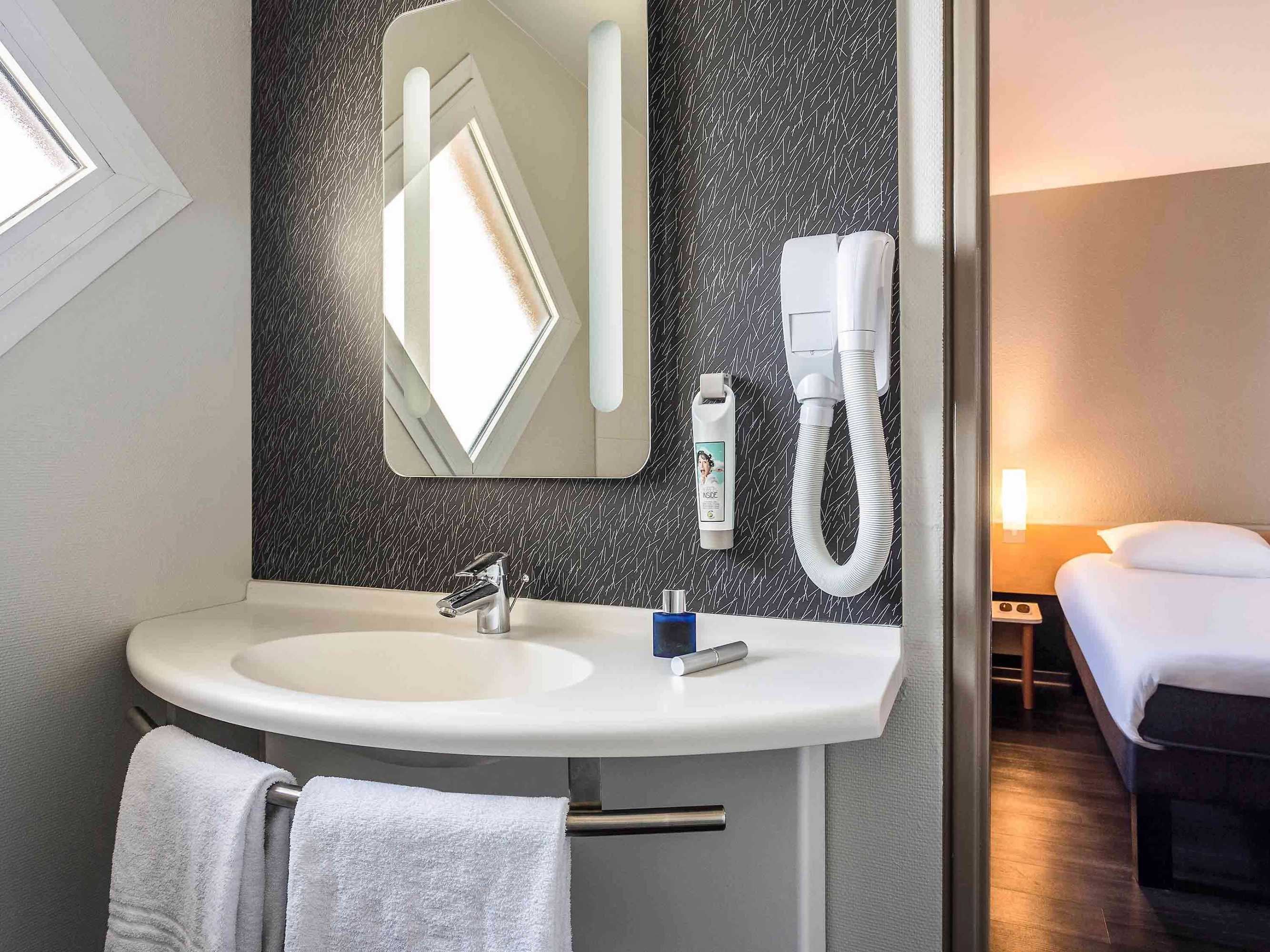 Gift card for Ibis Thonon Centre Hotel Gift card for Ibis Thonon Centre Hotel