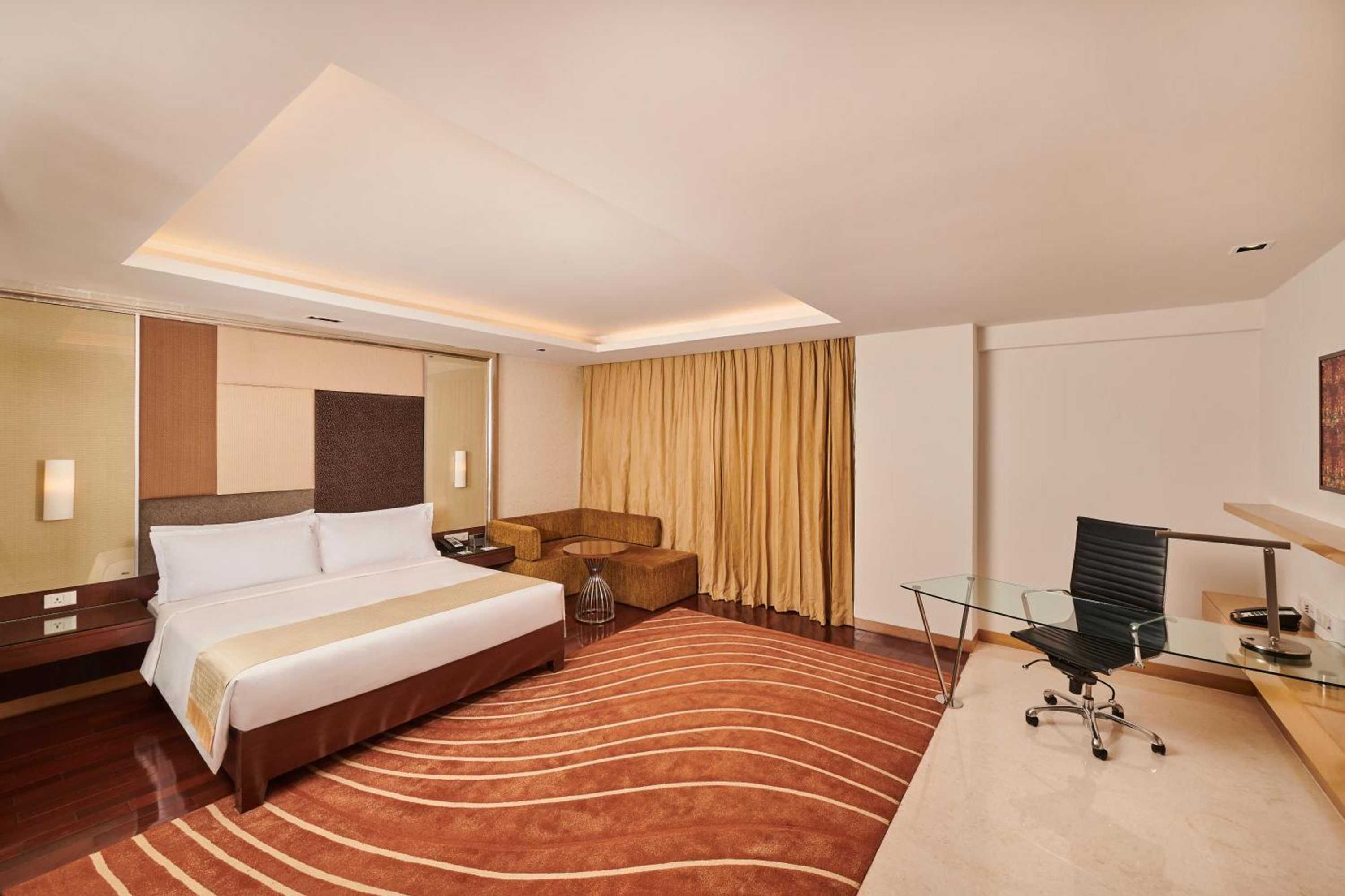 Gift card for Holiday Inn Mumbai International Airport by Ihg Gift card for Holiday Inn Mumbai International Airport by Ihg