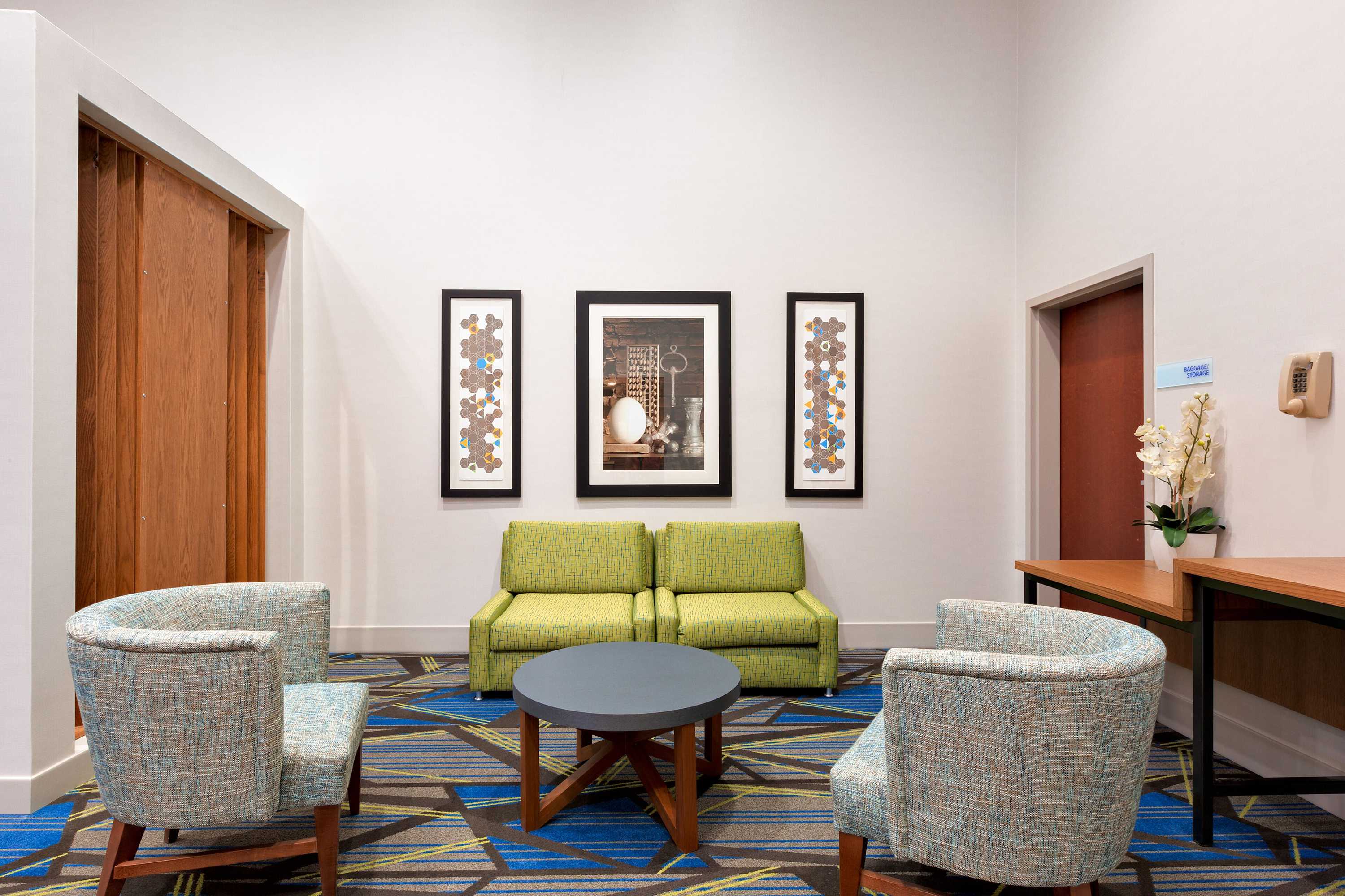 Gift card for Holiday Inn Express Ellensburg by Ihg Gift card for Holiday Inn Express Ellensburg by Ihg