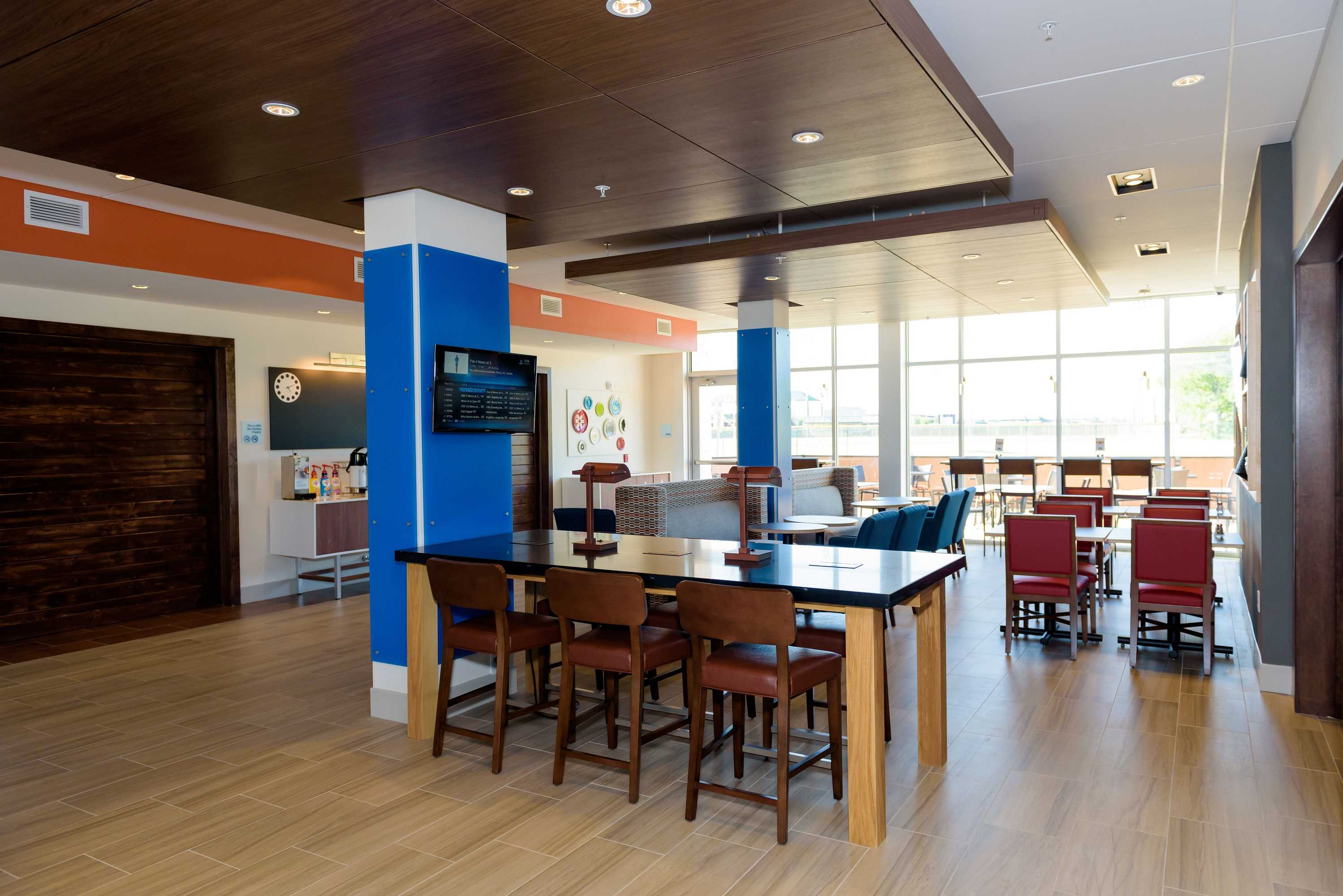 Gift card for Holiday Inn Express & Suites Mckinney - Frisco East by Ihg Gift card for Holiday Inn Express & Suites Mckinney - Frisco East by Ihg