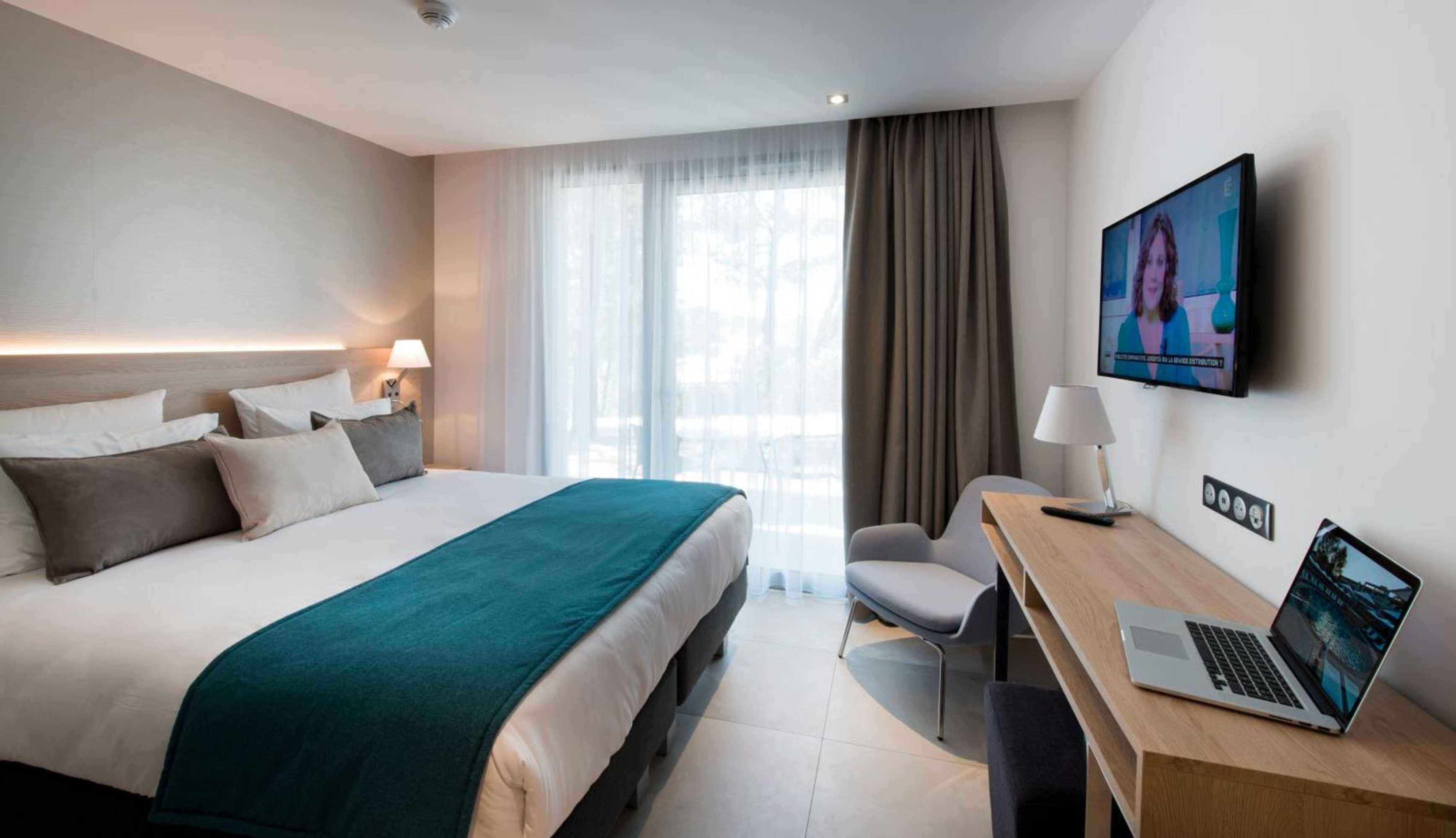 Gift card for Golden Tulip Sophia Antipolis - Hotel & Spa Gift card for Golden Tulip Sophia Antipolis - Hotel & Spa